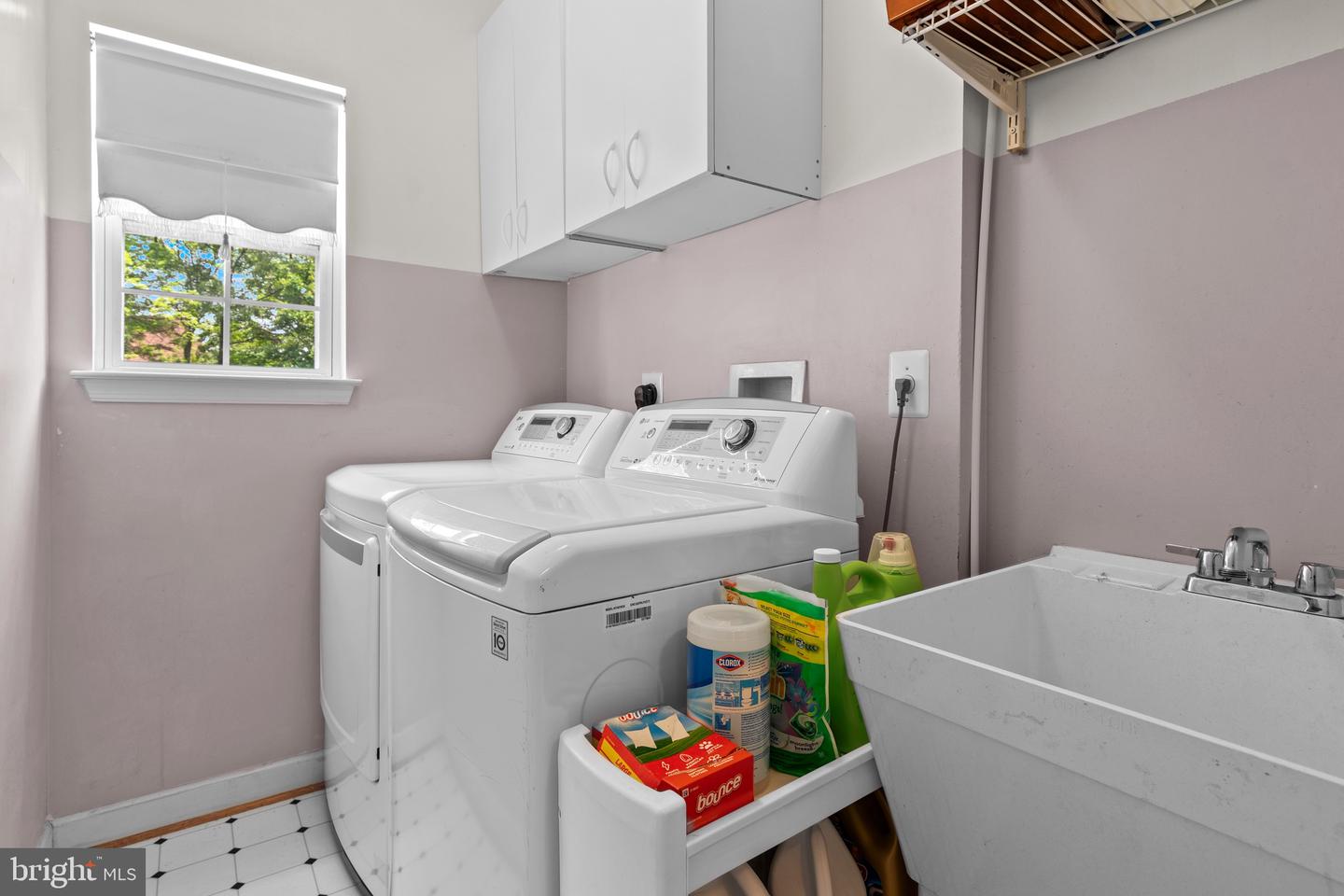 12967 QUEEN CHAPEL RD, WOODBRIDGE, Virginia 22193, 5 Bedrooms Bedrooms, ,3 BathroomsBathrooms,Residential,For sale,12967 QUEEN CHAPEL RD,VAPW2097494 MLS # VAPW2097494
