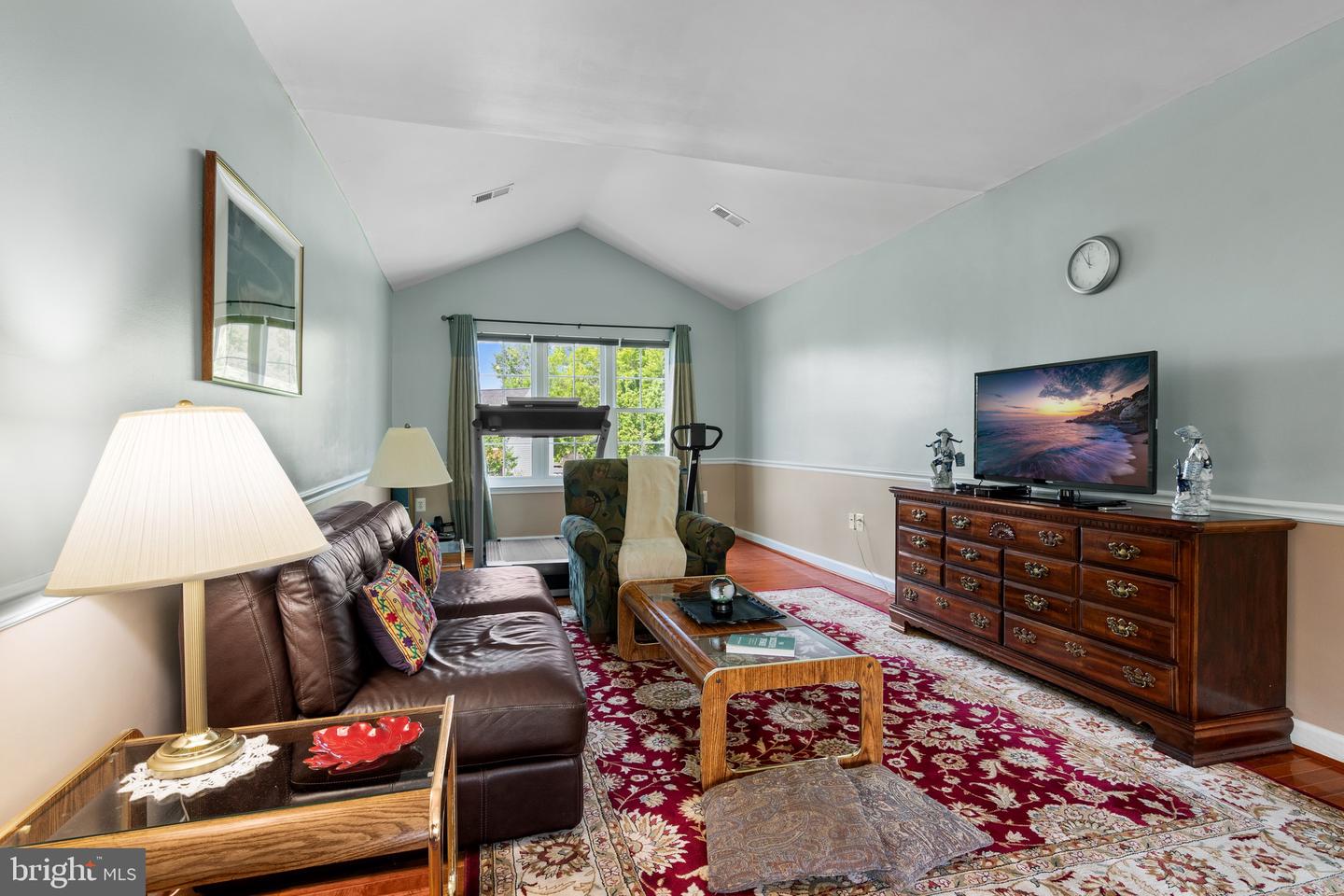12967 QUEEN CHAPEL RD, WOODBRIDGE, Virginia 22193, 5 Bedrooms Bedrooms, ,3 BathroomsBathrooms,Residential,For sale,12967 QUEEN CHAPEL RD,VAPW2097494 MLS # VAPW2097494