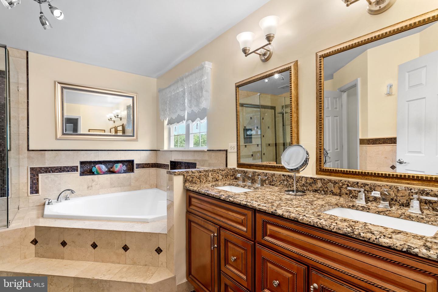 12967 QUEEN CHAPEL RD, WOODBRIDGE, Virginia 22193, 5 Bedrooms Bedrooms, ,3 BathroomsBathrooms,Residential,For sale,12967 QUEEN CHAPEL RD,VAPW2097494 MLS # VAPW2097494