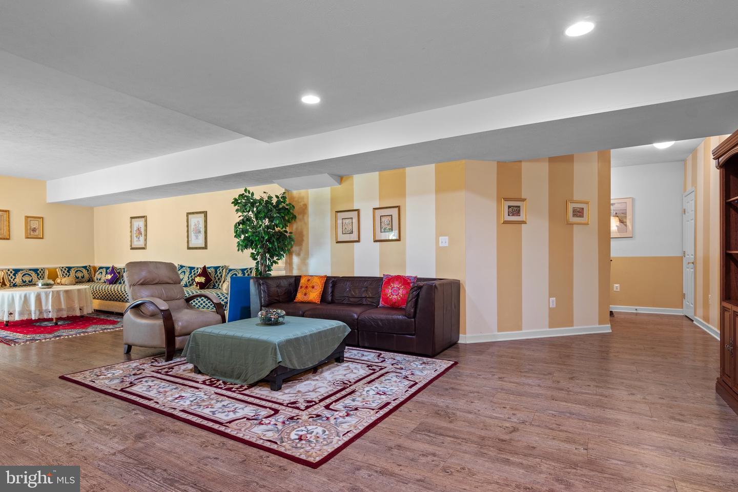 12967 QUEEN CHAPEL RD, WOODBRIDGE, Virginia 22193, 5 Bedrooms Bedrooms, ,3 BathroomsBathrooms,Residential,For sale,12967 QUEEN CHAPEL RD,VAPW2097494 MLS # VAPW2097494
