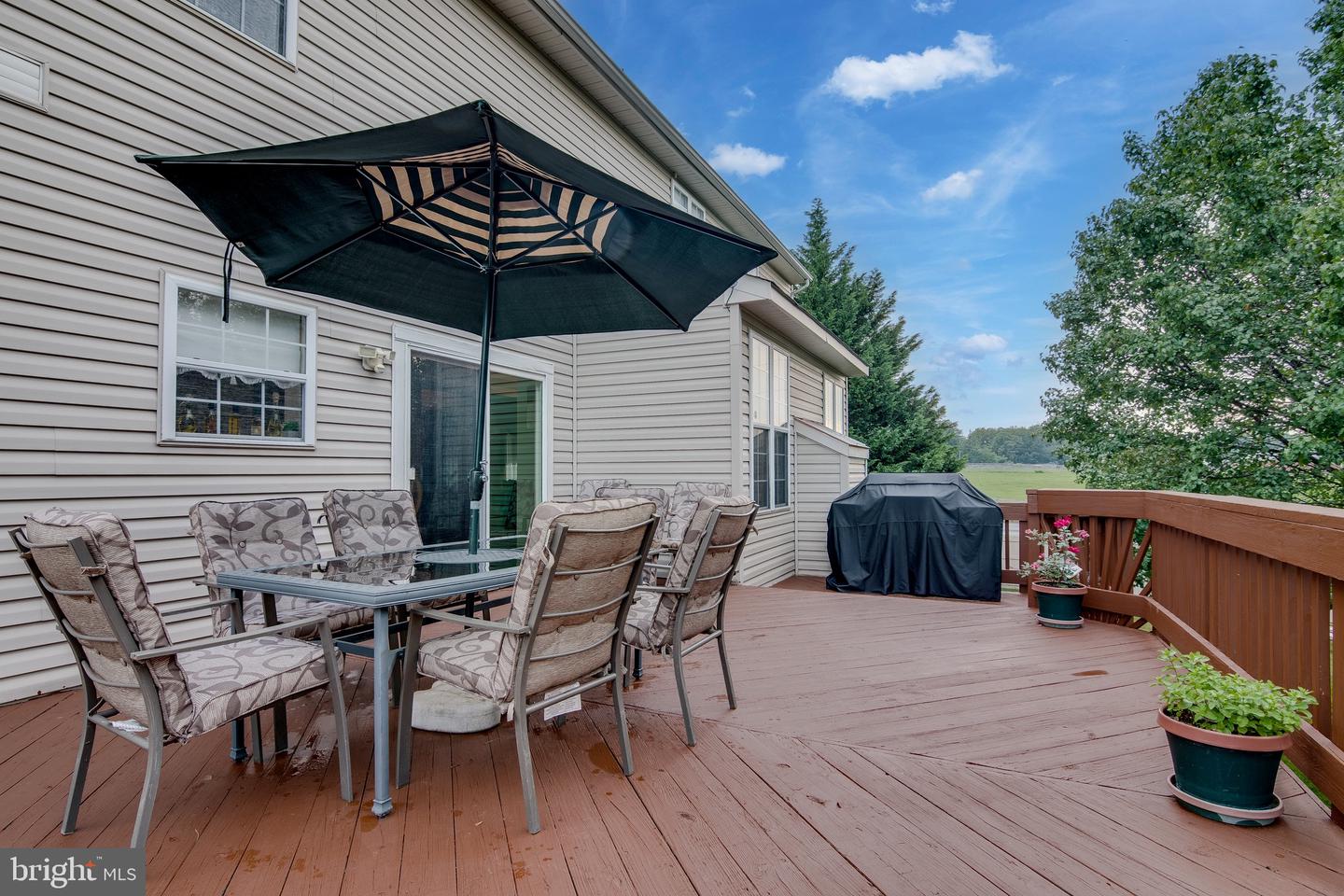 12967 QUEEN CHAPEL RD, WOODBRIDGE, Virginia 22193, 5 Bedrooms Bedrooms, ,3 BathroomsBathrooms,Residential,For sale,12967 QUEEN CHAPEL RD,VAPW2097494 MLS # VAPW2097494