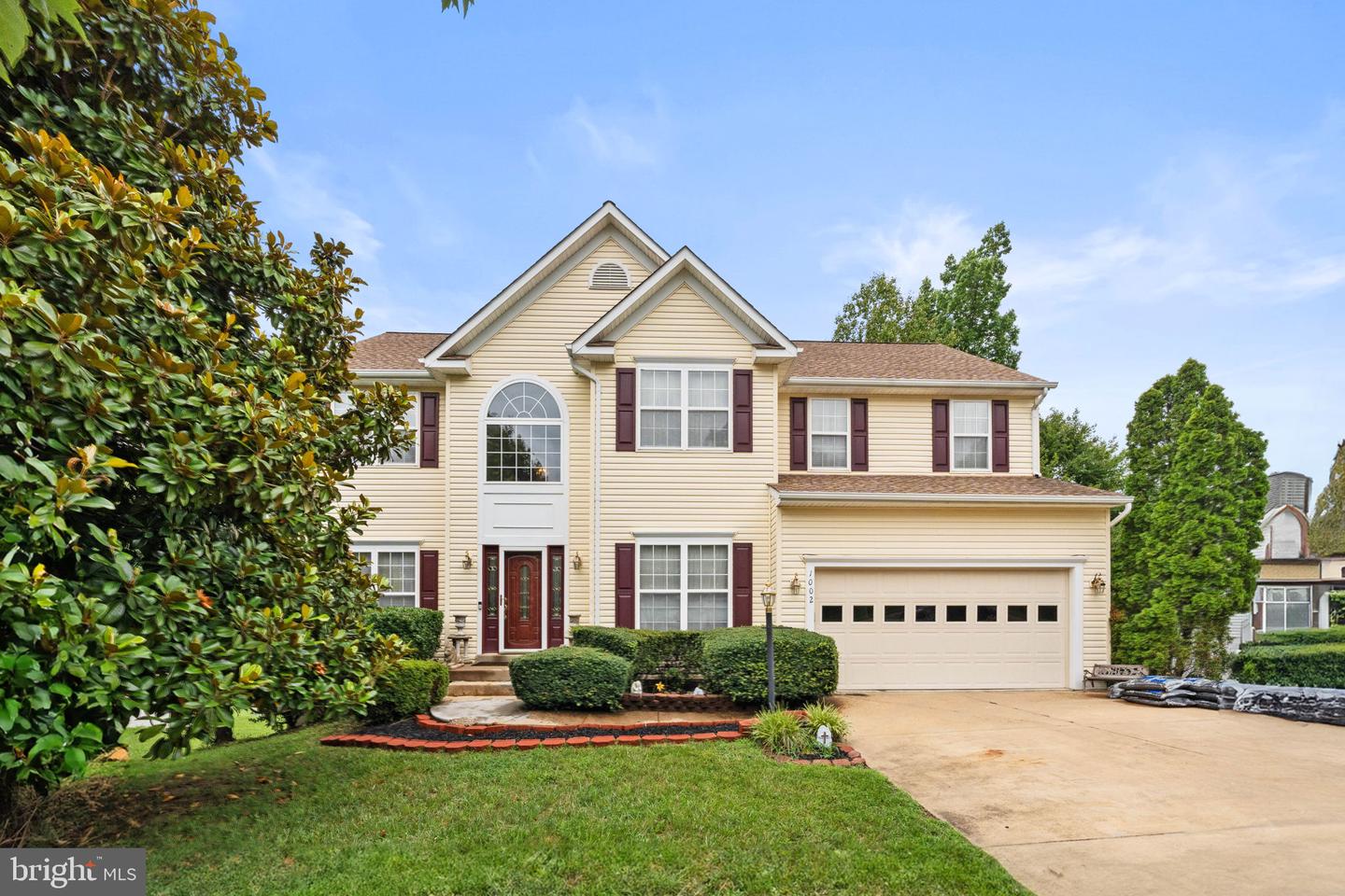 1002 BLACK OAK CT, FREDERICKSBURG, Virginia 22401, 5 Bedrooms Bedrooms, ,3 BathroomsBathrooms,Residential,For sale,1002 BLACK OAK CT,VAFB2008470 MLS # VAFB2008470
