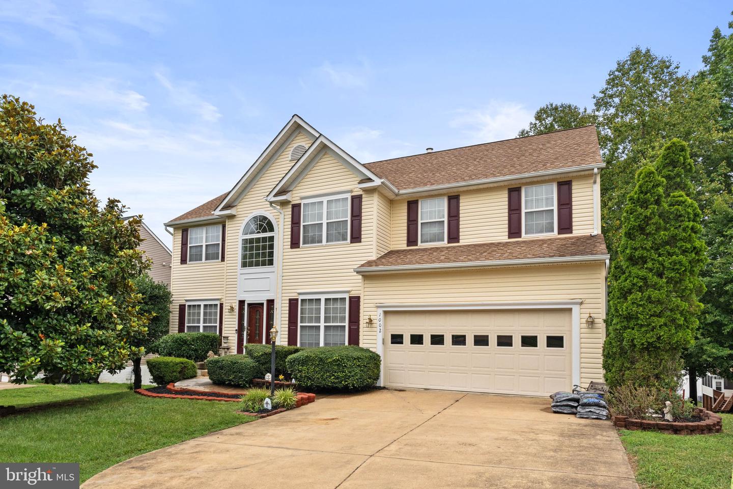 1002 BLACK OAK CT, FREDERICKSBURG, Virginia 22401, 5 Bedrooms Bedrooms, ,3 BathroomsBathrooms,Residential,For sale,1002 BLACK OAK CT,VAFB2008470 MLS # VAFB2008470
