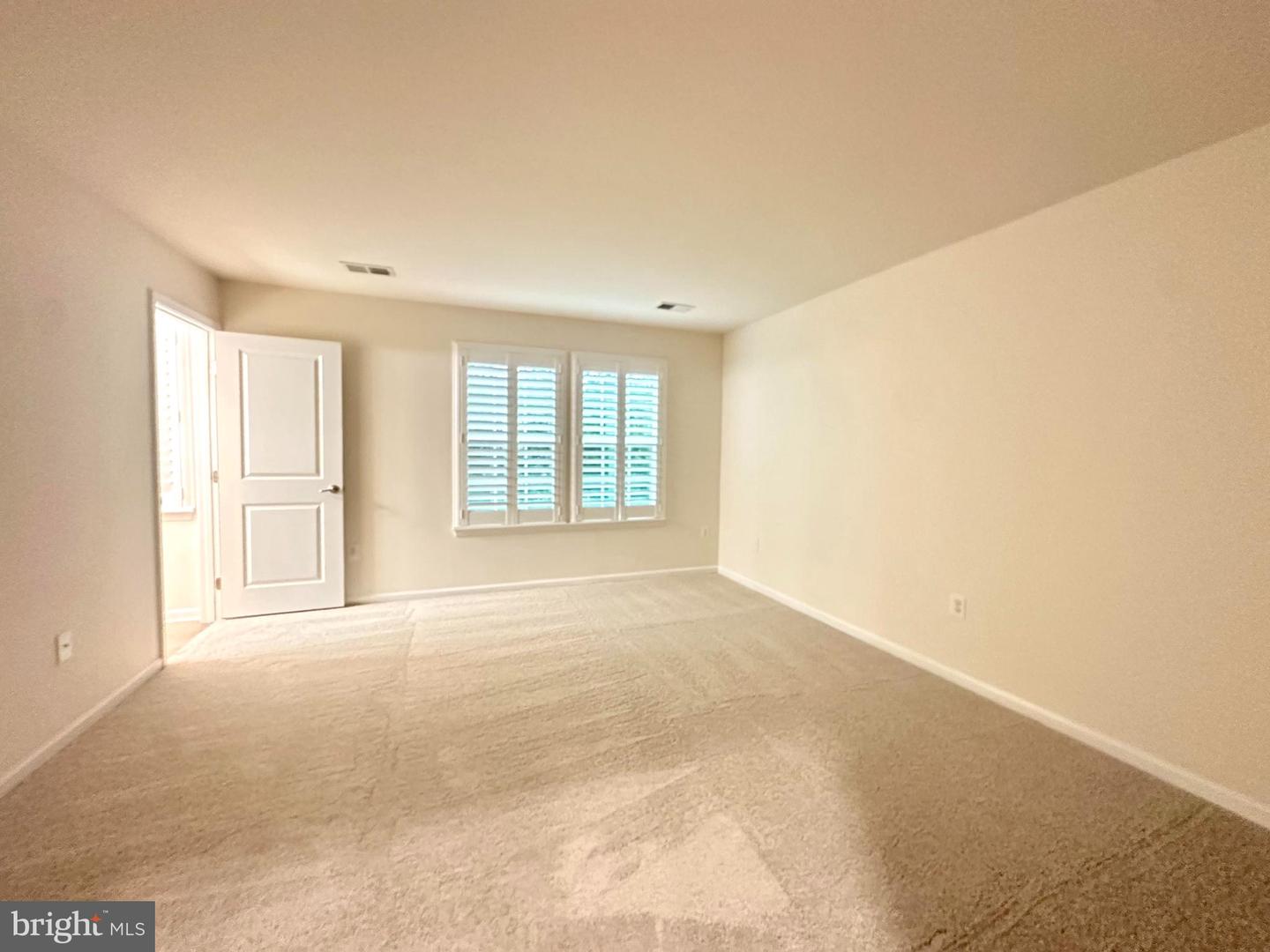 8639 ROSECRANS LN, SPOTSYLVANIA, Virginia 22553, 3 Bedrooms Bedrooms, ,2 BathroomsBathrooms,Residential,For sale,8639 ROSECRANS LN,VASP2034110 MLS # VASP2034110