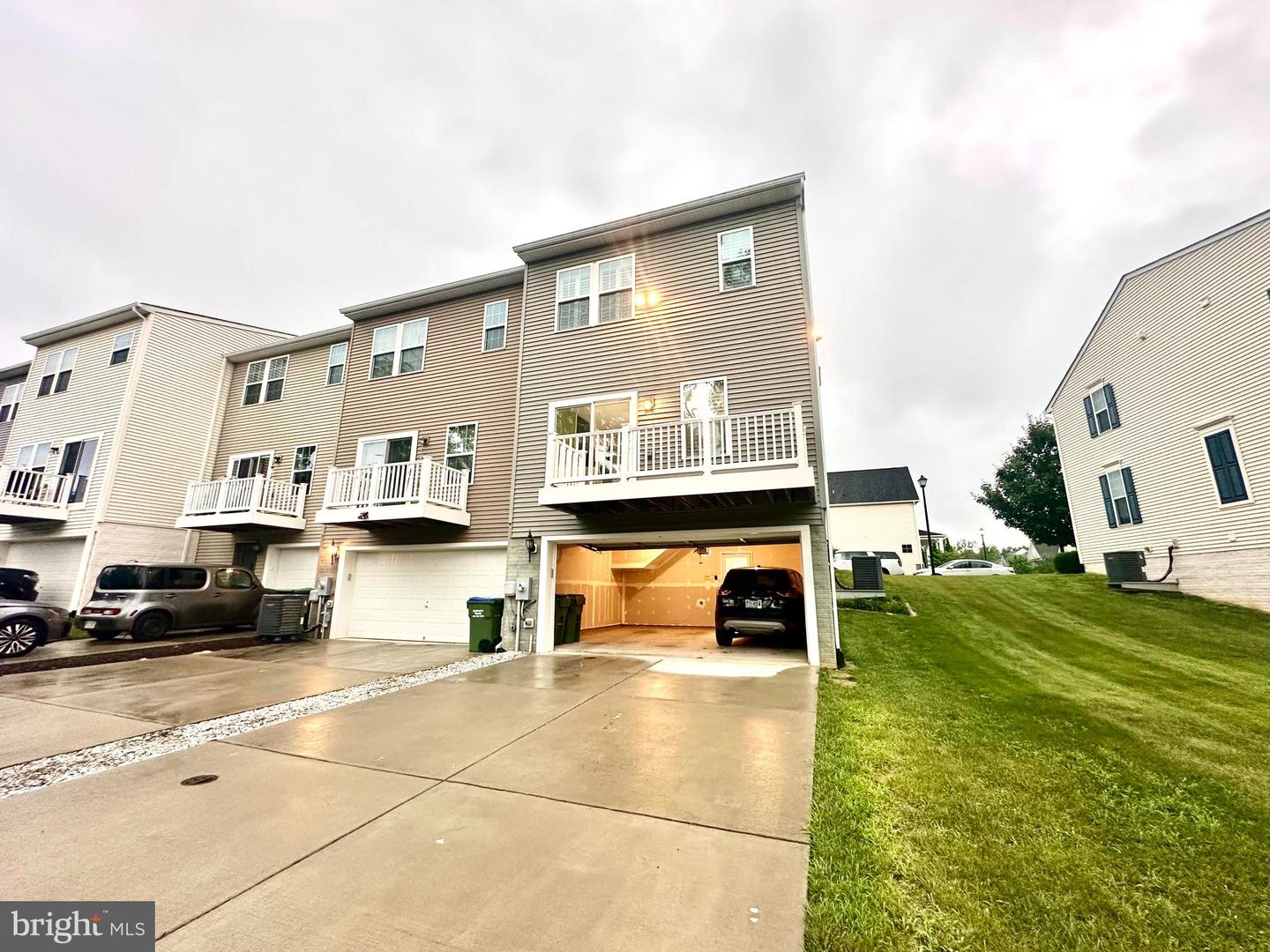 8639 ROSECRANS LN, SPOTSYLVANIA, Virginia 22553, 3 Bedrooms Bedrooms, ,2 BathroomsBathrooms,Residential,For sale,8639 ROSECRANS LN,VASP2034110 MLS # VASP2034110