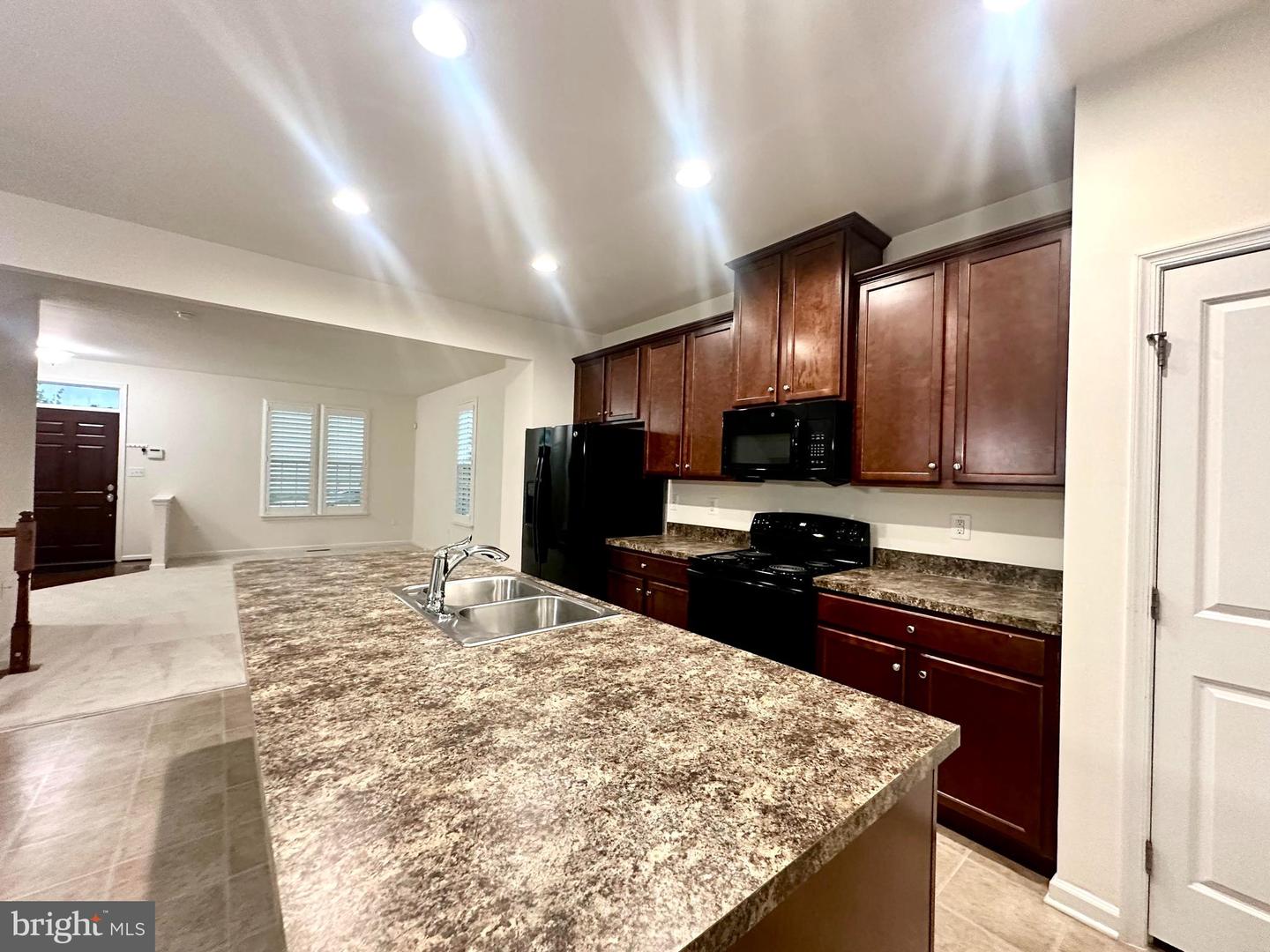 8639 ROSECRANS LN, SPOTSYLVANIA, Virginia 22553, 3 Bedrooms Bedrooms, ,2 BathroomsBathrooms,Residential,For sale,8639 ROSECRANS LN,VASP2034110 MLS # VASP2034110