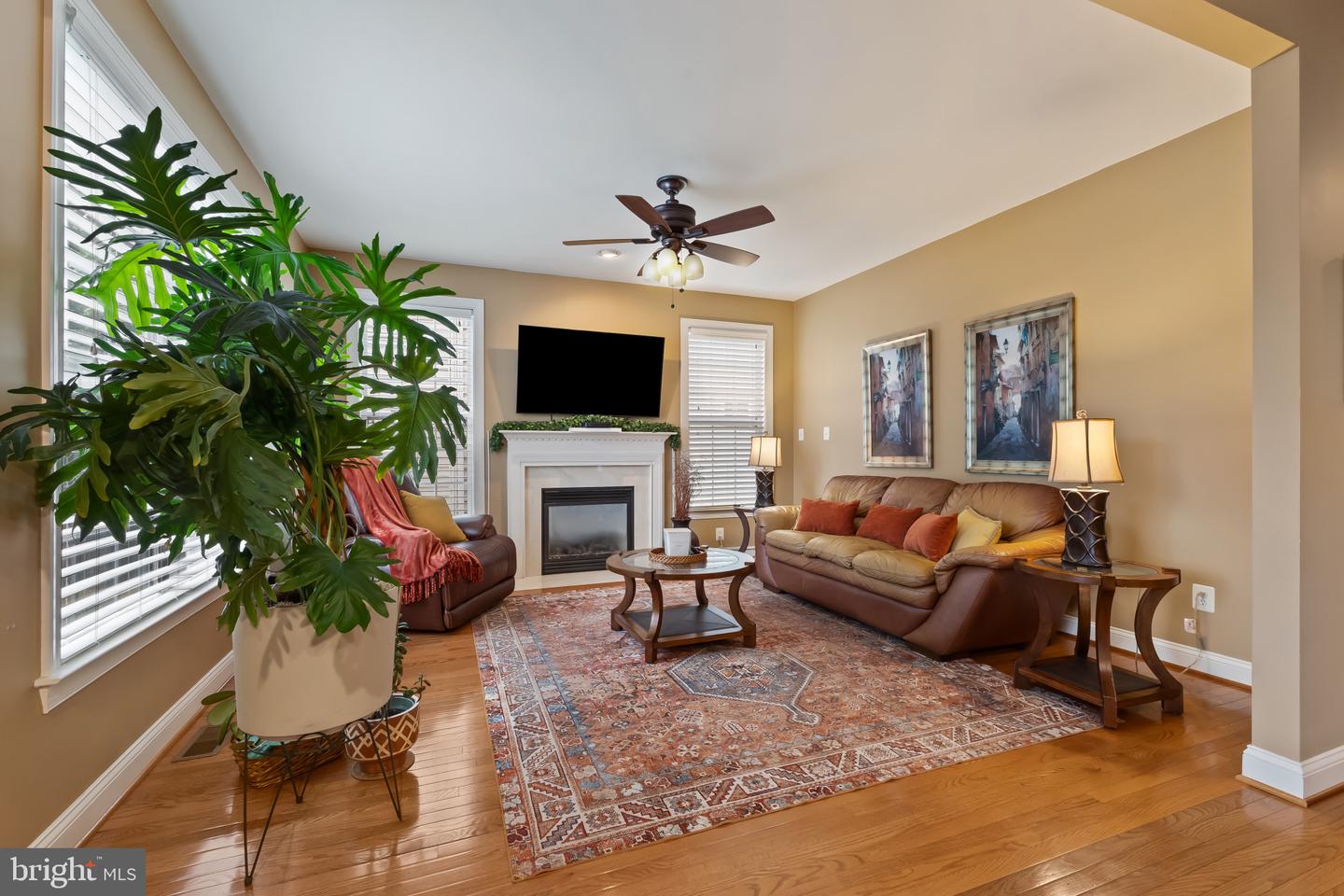 43061 CAPRI PL, ASHBURN, Virginia 20148, 4 Bedrooms Bedrooms, ,3 BathroomsBathrooms,Residential,For sale,43061 CAPRI PL,VALO2100158 MLS # VALO2100158