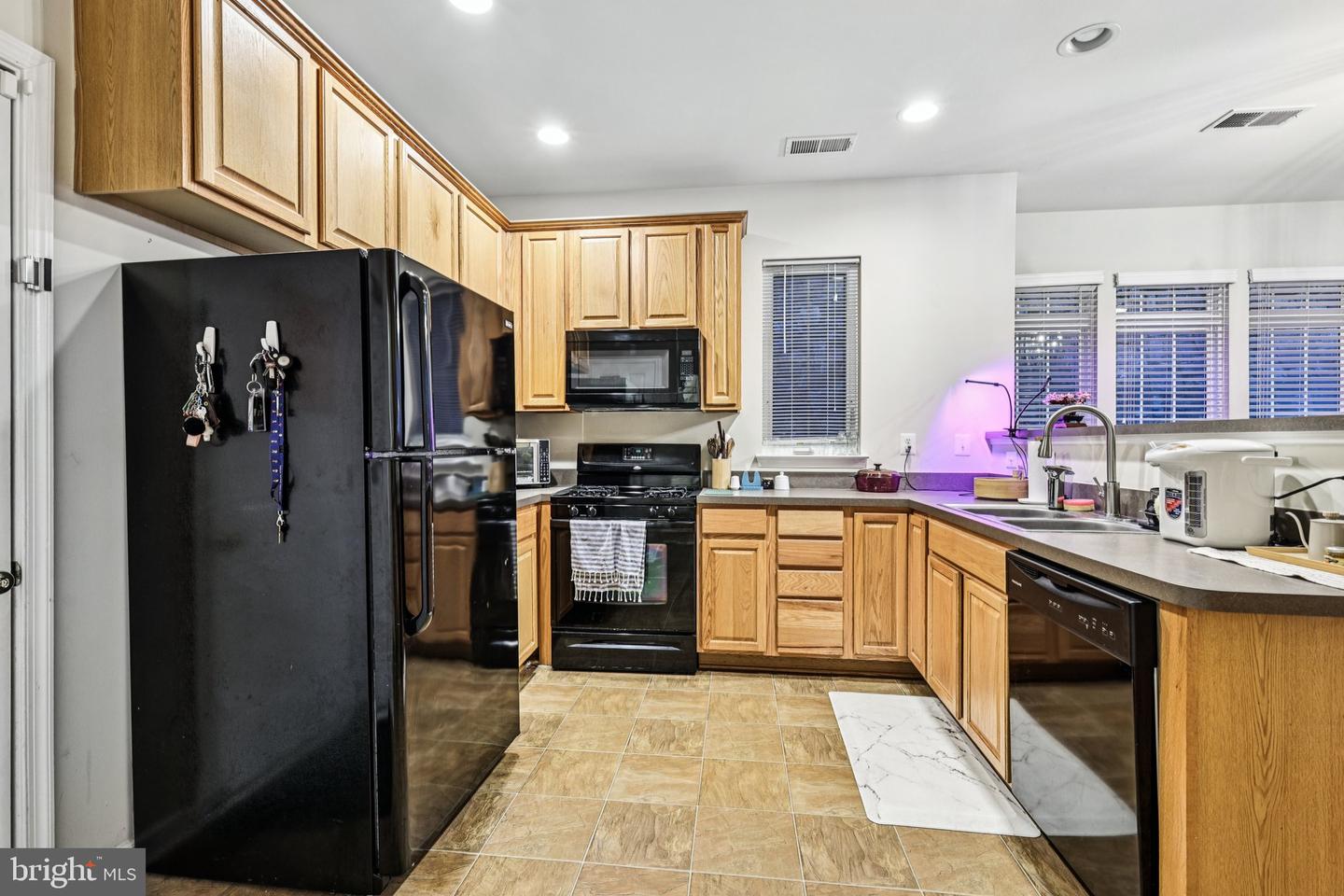 9587 WHEATS WAY, MANASSAS PARK, Virginia 20111, 2 Bedrooms Bedrooms, ,2 BathroomsBathrooms,Residential,For sale,9587 WHEATS WAY,VAMP2003122 MLS # VAMP2003122