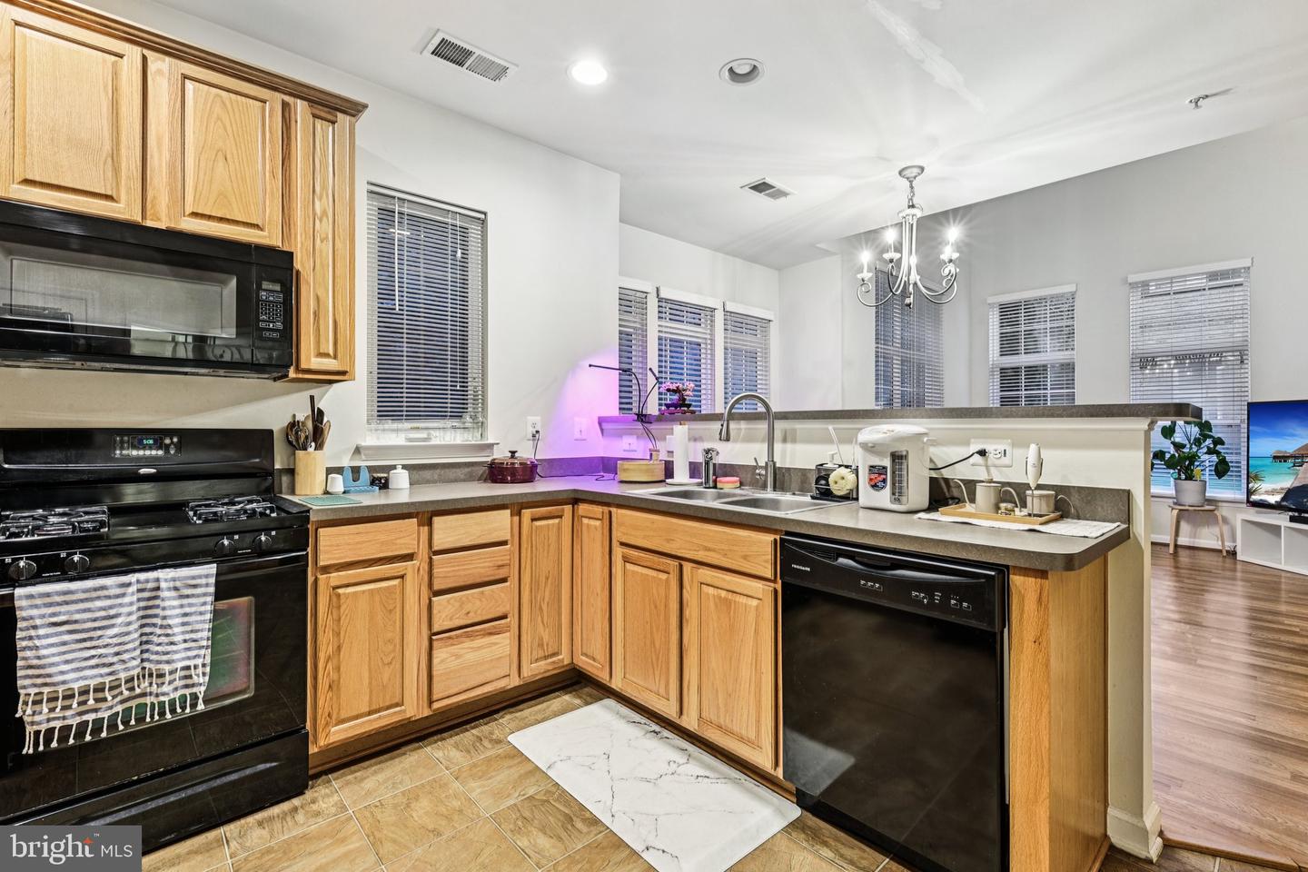 9587 WHEATS WAY, MANASSAS PARK, Virginia 20111, 2 Bedrooms Bedrooms, ,2 BathroomsBathrooms,Residential,For sale,9587 WHEATS WAY,VAMP2003122 MLS # VAMP2003122