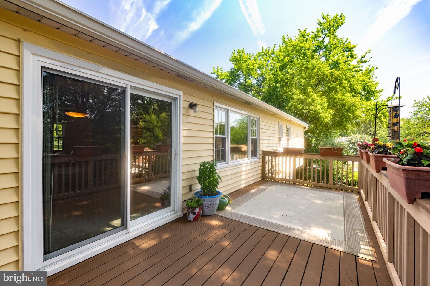 8001 LAKE PLEASANT DR, SPRINGFIELD, Virginia 22153, 5 Bedrooms Bedrooms, ,3 BathroomsBathrooms,Residential,For sale,8001 LAKE PLEASANT DR,VAFX2249368 MLS # VAFX2249368