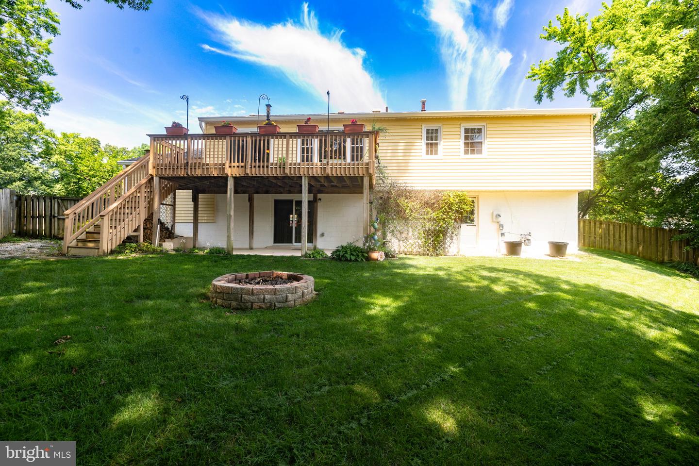 8001 LAKE PLEASANT DR, SPRINGFIELD, Virginia 22153, 5 Bedrooms Bedrooms, ,3 BathroomsBathrooms,Residential,For sale,8001 LAKE PLEASANT DR,VAFX2249368 MLS # VAFX2249368