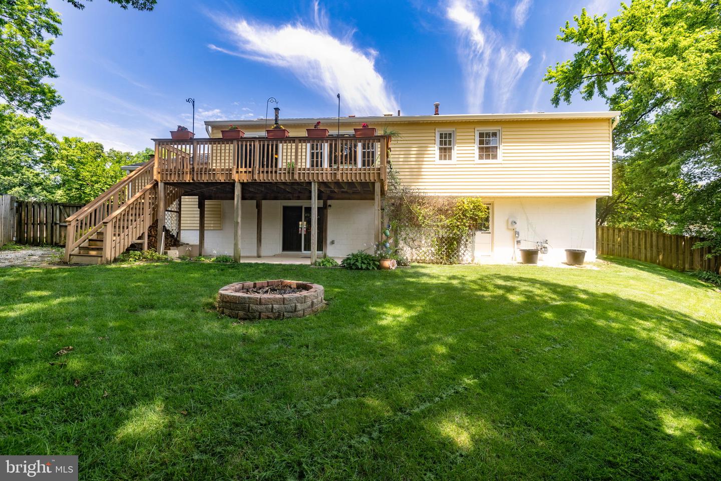 8001 LAKE PLEASANT DR, SPRINGFIELD, Virginia 22153, 5 Bedrooms Bedrooms, ,3 BathroomsBathrooms,Residential,For sale,8001 LAKE PLEASANT DR,VAFX2249368 MLS # VAFX2249368