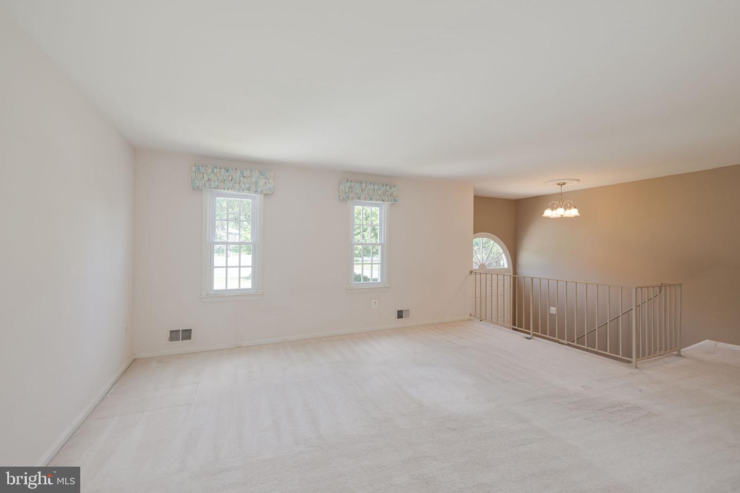 8001 LAKE PLEASANT DR, SPRINGFIELD, Virginia 22153, 5 Bedrooms Bedrooms, ,3 BathroomsBathrooms,Residential,For sale,8001 LAKE PLEASANT DR,VAFX2249368 MLS # VAFX2249368