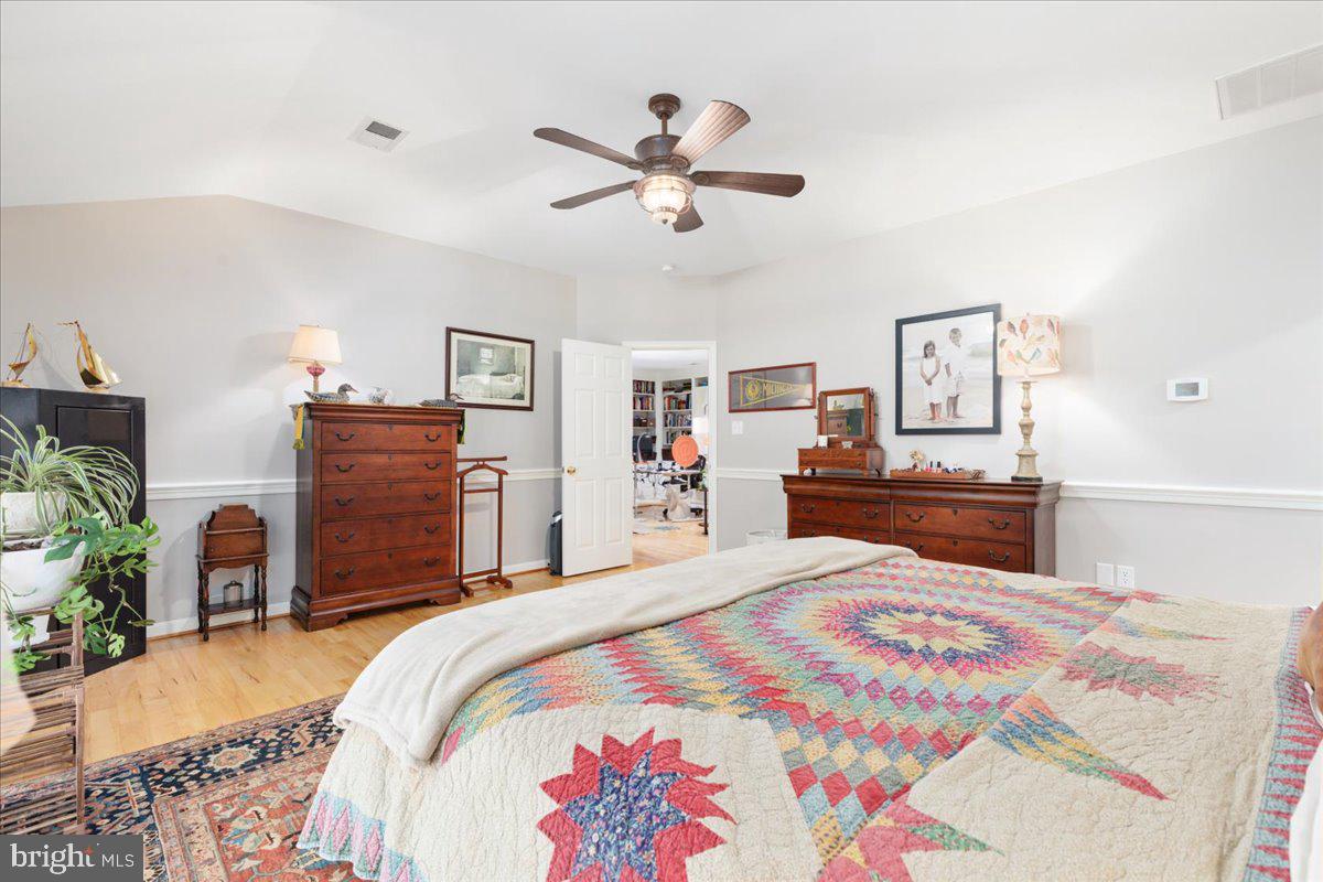 10095 FOX HOUND DR, NOKESVILLE, Virginia 20181, 4 Bedrooms Bedrooms, ,3 BathroomsBathrooms,Residential,For sale,10095 FOX HOUND DR,VAPW2097660 MLS # VAPW2097660