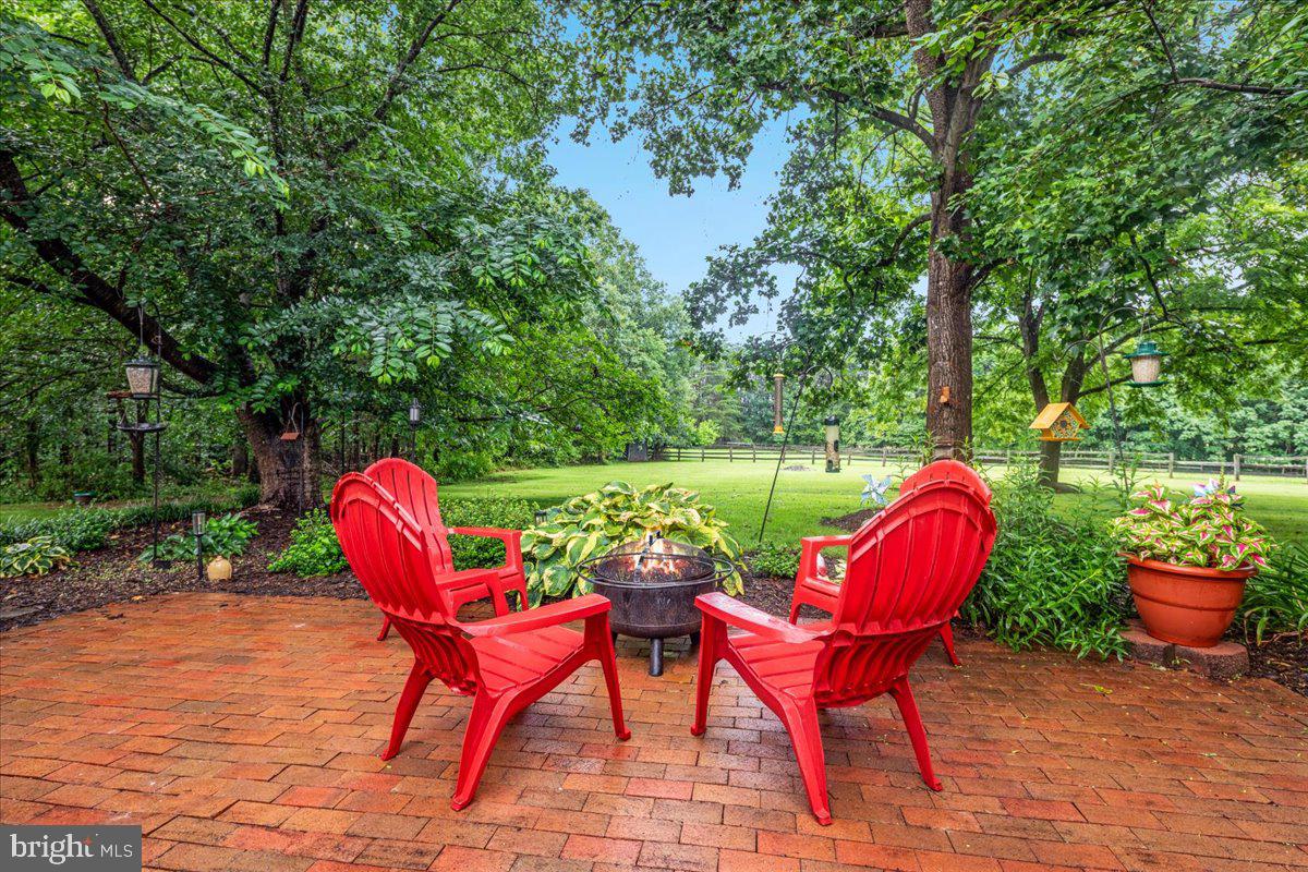 10095 FOX HOUND DR, NOKESVILLE, Virginia 20181, 4 Bedrooms Bedrooms, ,3 BathroomsBathrooms,Residential,For sale,10095 FOX HOUND DR,VAPW2097660 MLS # VAPW2097660