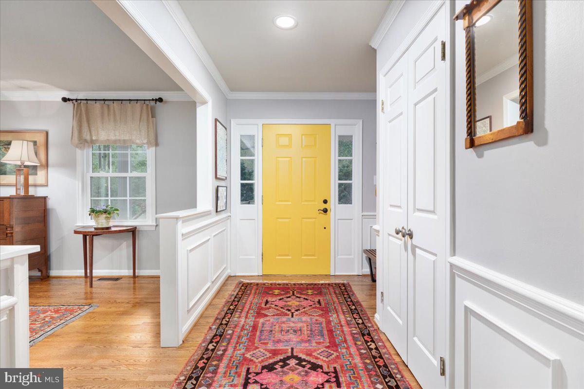 10095 FOX HOUND DR, NOKESVILLE, Virginia 20181, 4 Bedrooms Bedrooms, ,3 BathroomsBathrooms,Residential,For sale,10095 FOX HOUND DR,VAPW2097660 MLS # VAPW2097660