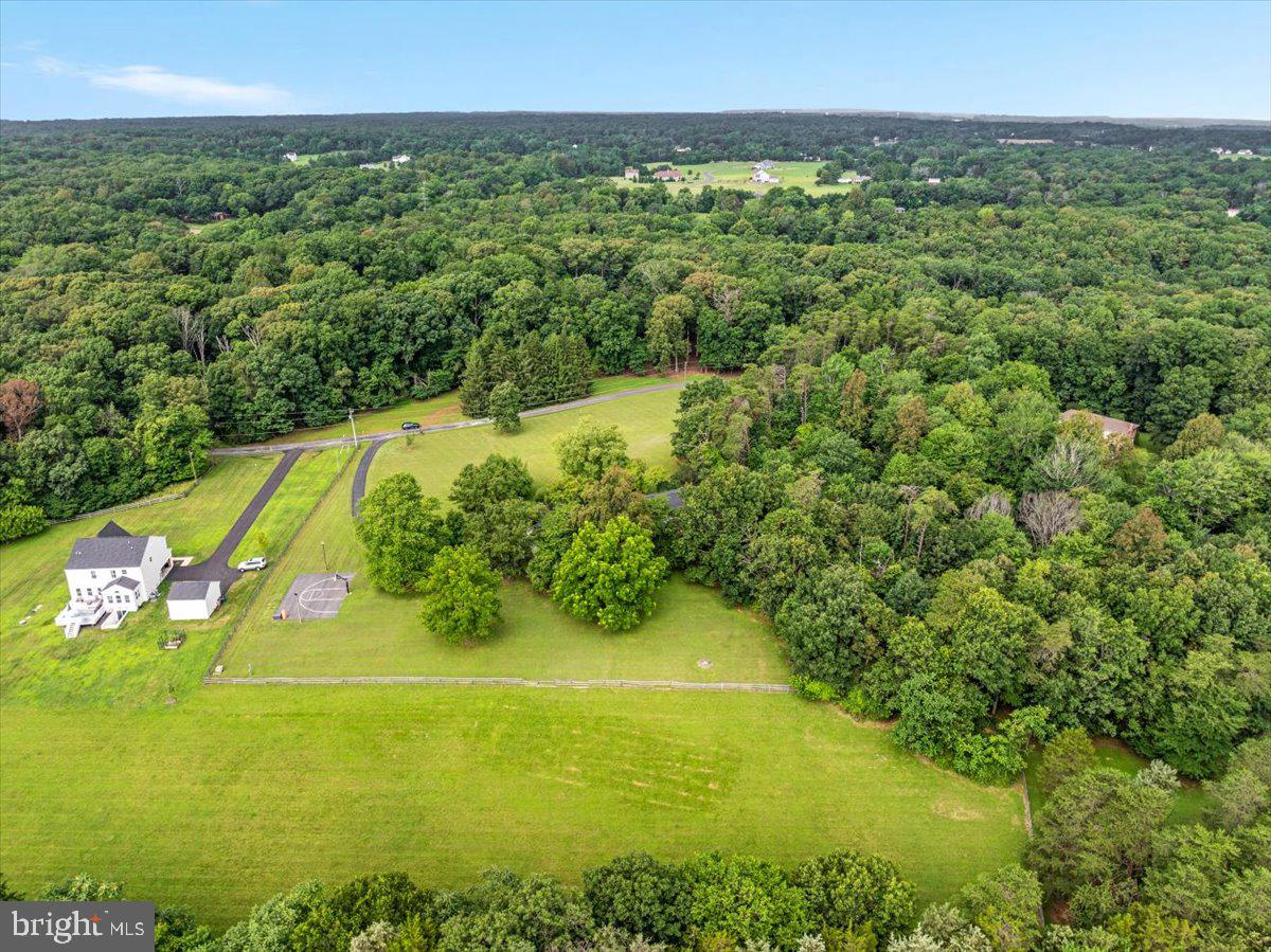 10095 FOX HOUND DR, NOKESVILLE, Virginia 20181, 4 Bedrooms Bedrooms, ,3 BathroomsBathrooms,Residential,For sale,10095 FOX HOUND DR,VAPW2097660 MLS # VAPW2097660