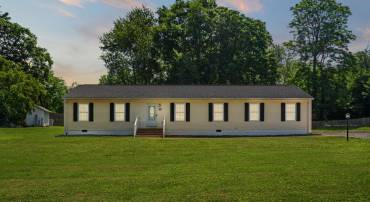 125 HOYT ST, FREDERICKSBURG, Virginia 22405, 5 Bedrooms Bedrooms, ,2 BathroomsBathrooms,Residential,For sale,125 HOYT ST,VAST2040084 MLS # VAST2040084