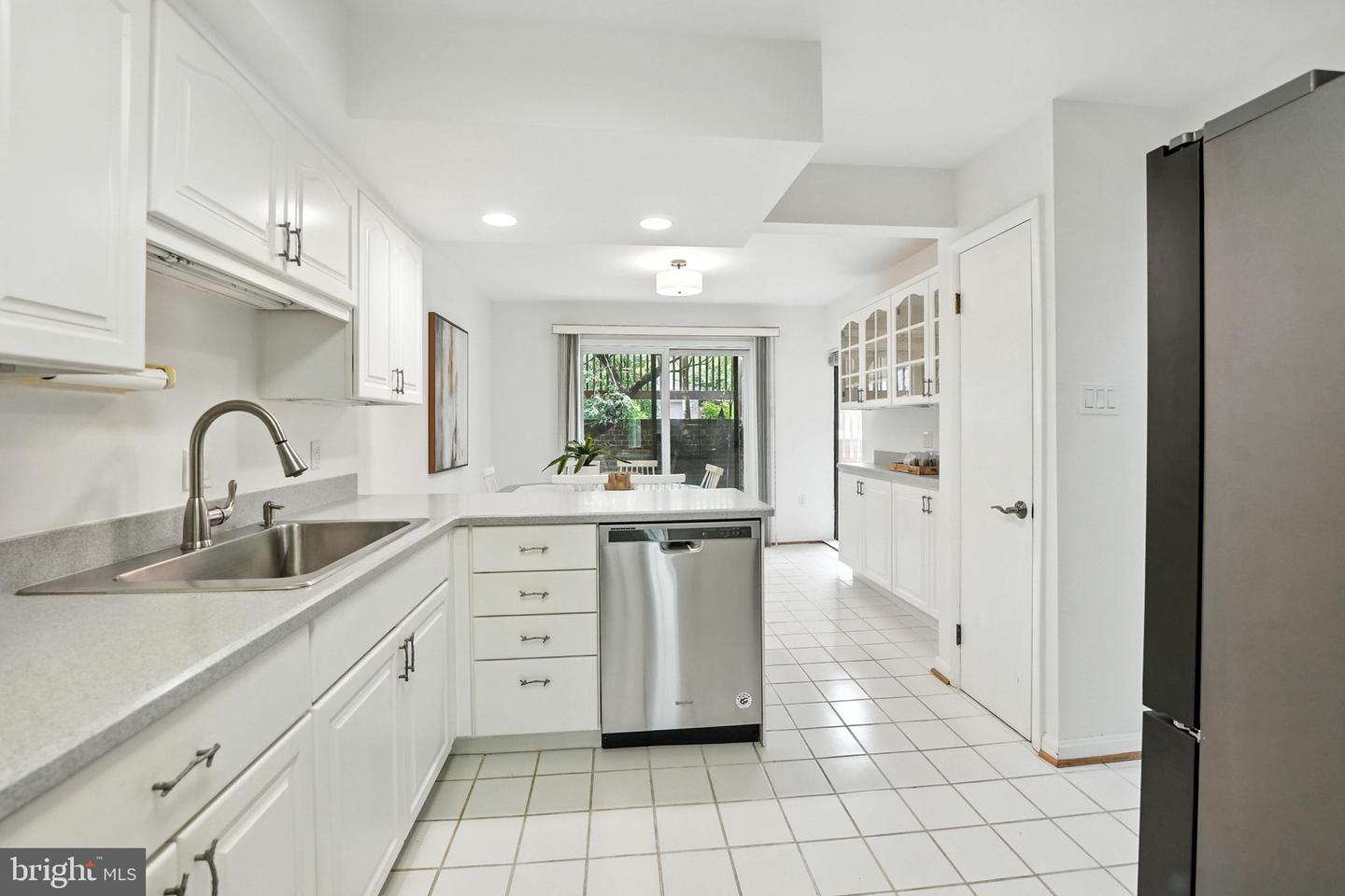 2151 CABOTS POINT LN, RESTON, Virginia 20191, 4 Bedrooms Bedrooms, ,3 BathroomsBathrooms,Residential,For sale,2151 CABOTS POINT LN,VAFX2250028 MLS # VAFX2250028
