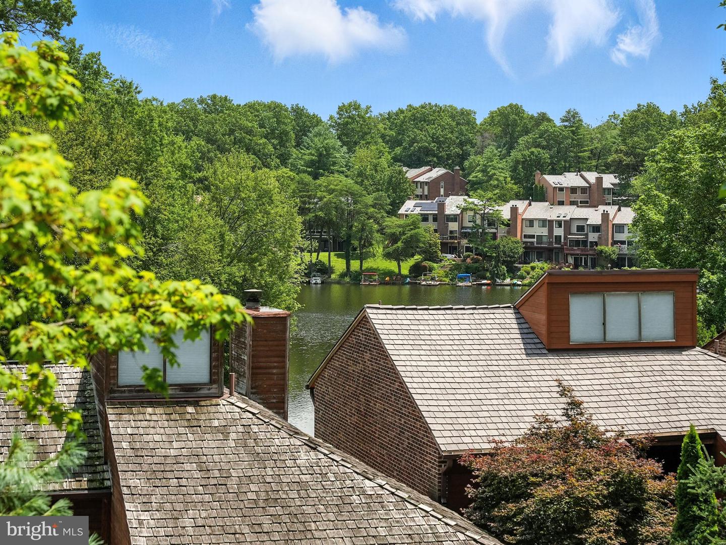 2151 CABOTS POINT LN, RESTON, Virginia 20191, 4 Bedrooms Bedrooms, ,3 BathroomsBathrooms,Residential,For sale,2151 CABOTS POINT LN,VAFX2250028 MLS # VAFX2250028
