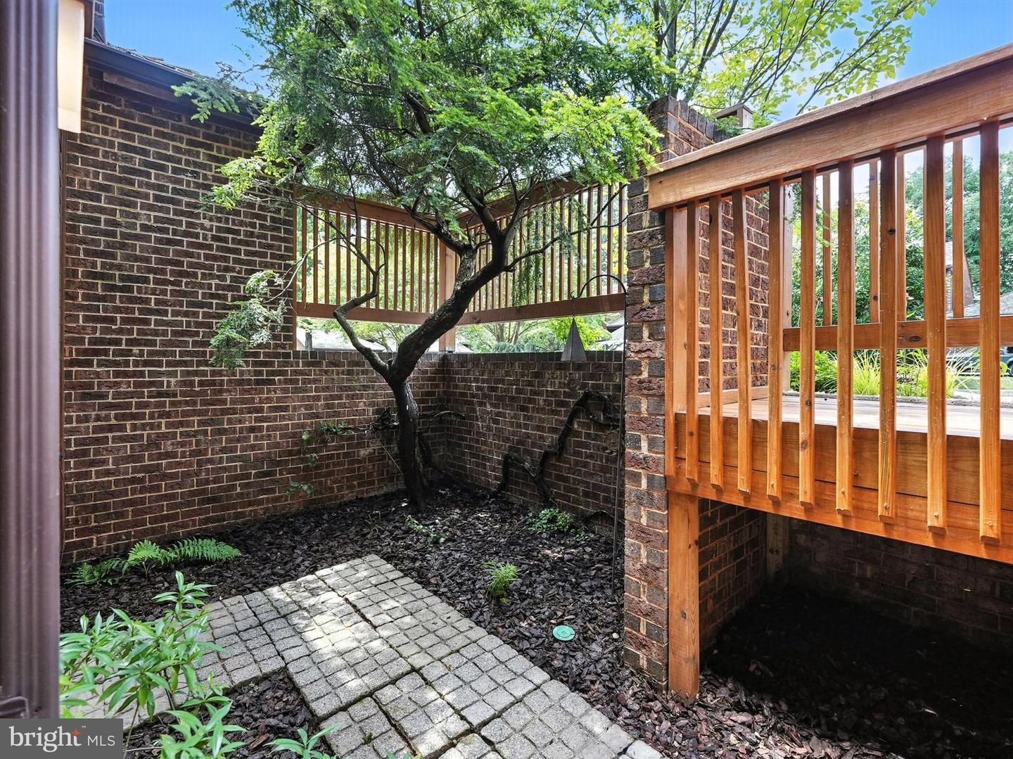 2151 CABOTS POINT LN, RESTON, Virginia 20191, 4 Bedrooms Bedrooms, ,3 BathroomsBathrooms,Residential,For sale,2151 CABOTS POINT LN,VAFX2250028 MLS # VAFX2250028