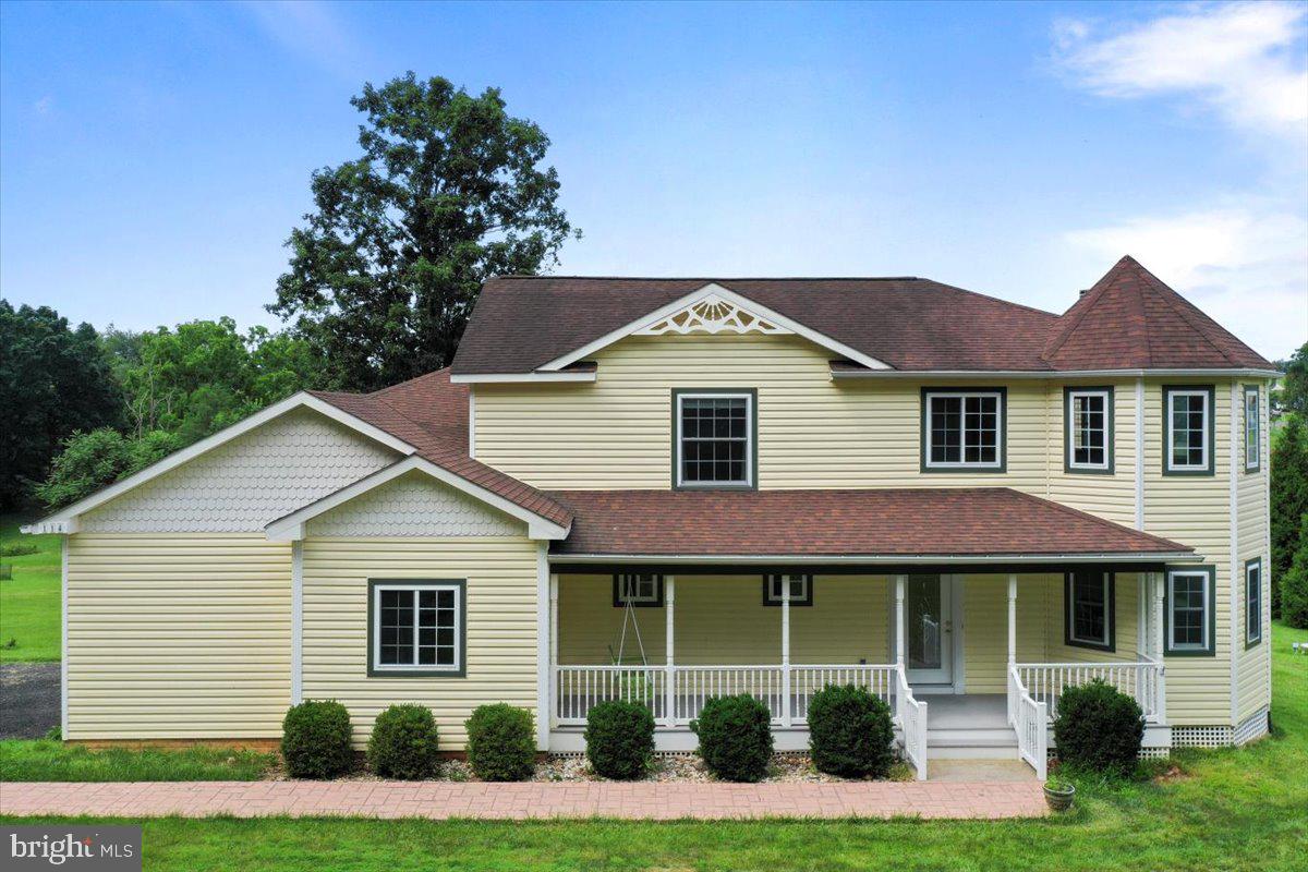114 MEAGANS RUN RD, WOODSTOCK, Virginia 22664, 3 Bedrooms Bedrooms, ,2 BathroomsBathrooms,Residential,For sale,114 MEAGANS RUN RD,VASH2011794 MLS # VASH2011794