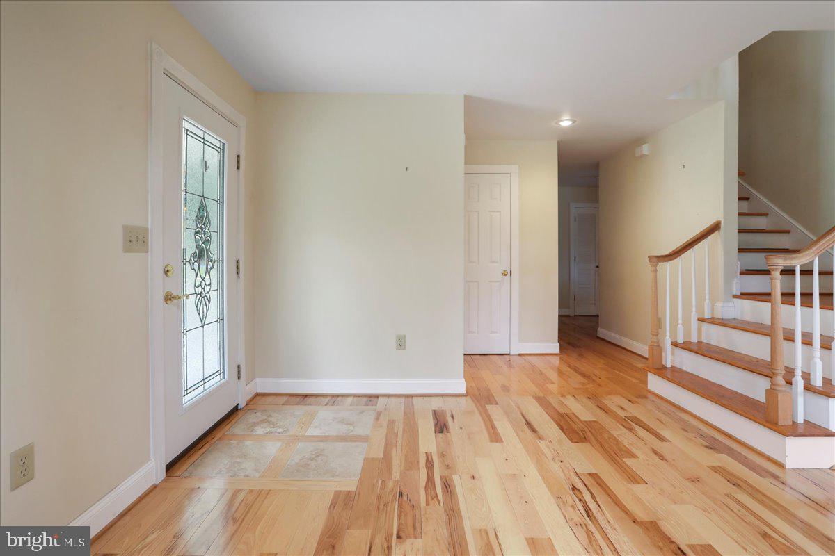 114 MEAGANS RUN RD, WOODSTOCK, Virginia 22664, 3 Bedrooms Bedrooms, ,2 BathroomsBathrooms,Residential,For sale,114 MEAGANS RUN RD,VASH2011794 MLS # VASH2011794