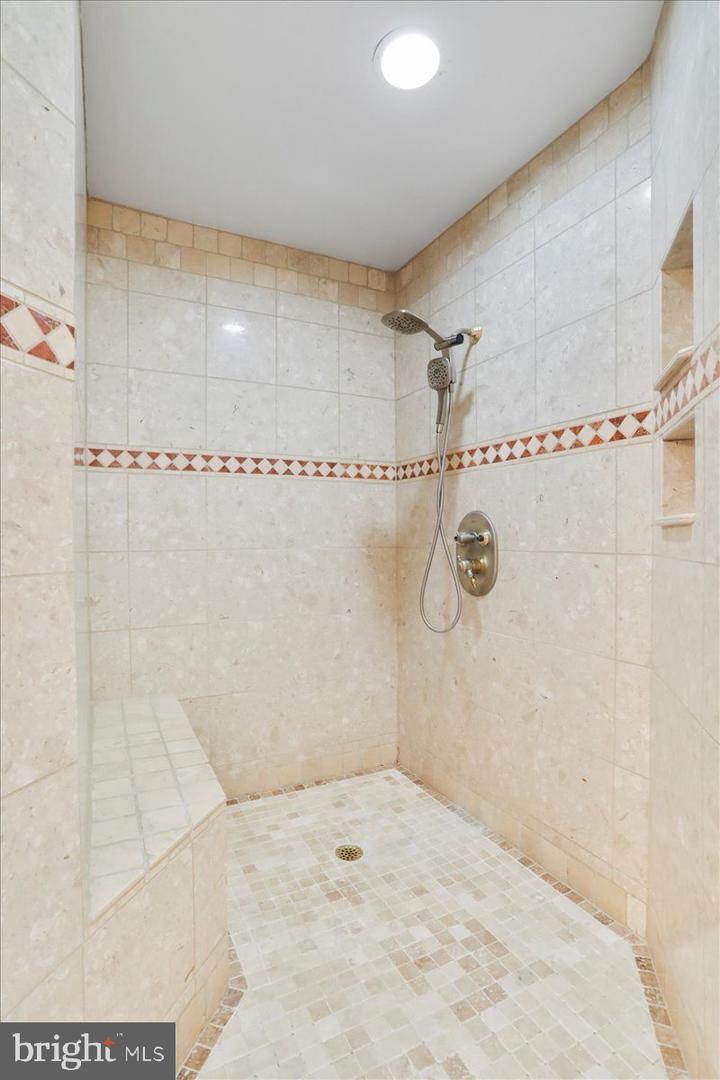 114 MEAGANS RUN RD, WOODSTOCK, Virginia 22664, 3 Bedrooms Bedrooms, ,2 BathroomsBathrooms,Residential,For sale,114 MEAGANS RUN RD,VASH2011794 MLS # VASH2011794
