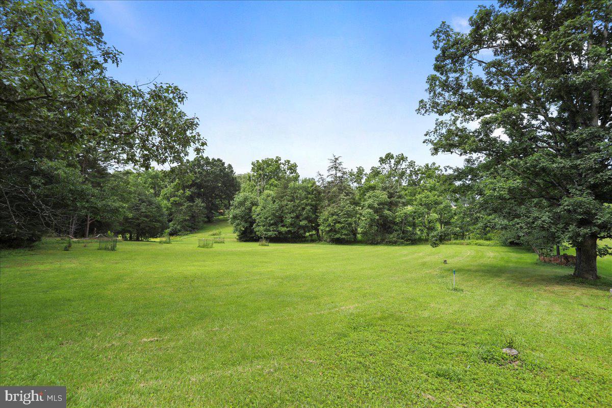 114 MEAGANS RUN RD, WOODSTOCK, Virginia 22664, 3 Bedrooms Bedrooms, ,2 BathroomsBathrooms,Residential,For sale,114 MEAGANS RUN RD,VASH2011794 MLS # VASH2011794