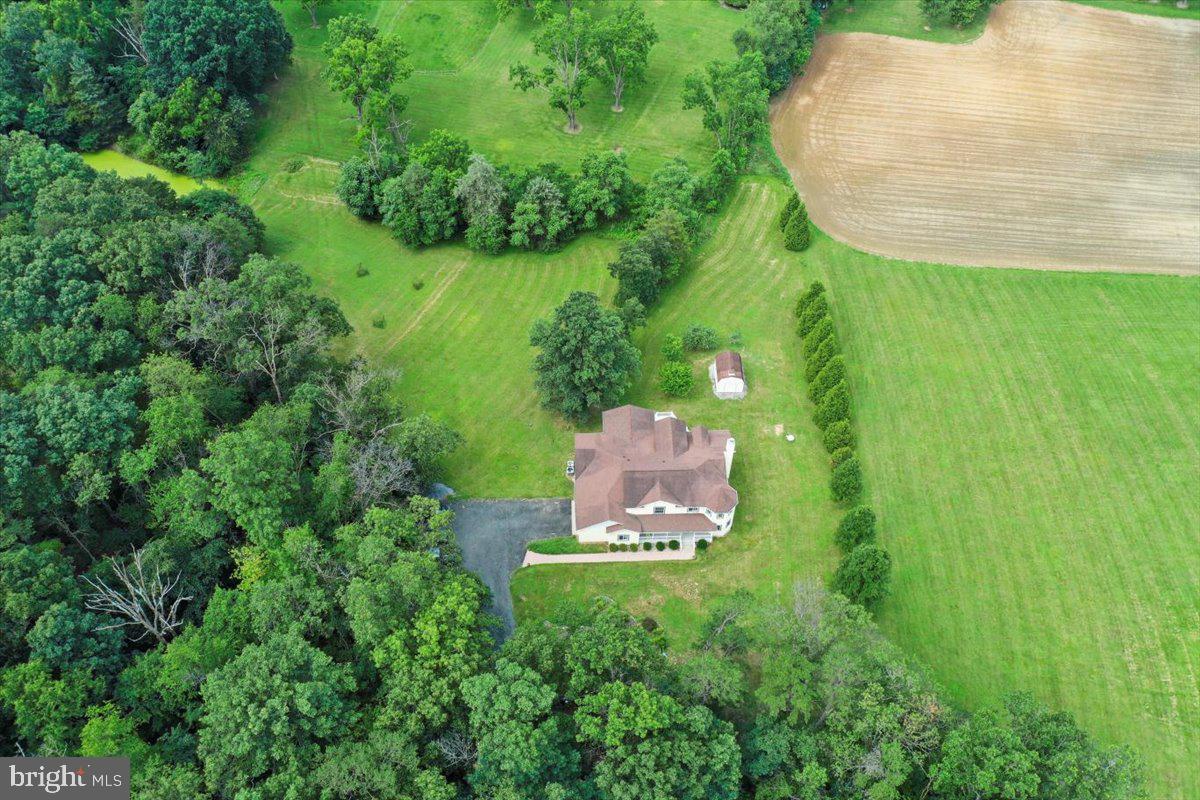 114 MEAGANS RUN RD, WOODSTOCK, Virginia 22664, 3 Bedrooms Bedrooms, ,2 BathroomsBathrooms,Residential,For sale,114 MEAGANS RUN RD,VASH2011794 MLS # VASH2011794