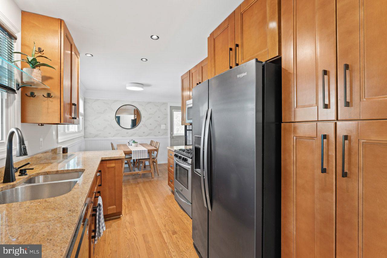 4511 APPLE TREE DR, ALEXANDRIA, Virginia 22310, 4 Bedrooms Bedrooms, ,2 BathroomsBathrooms,Residential,For sale,4511 APPLE TREE DR,VAFX2250154 MLS # VAFX2250154