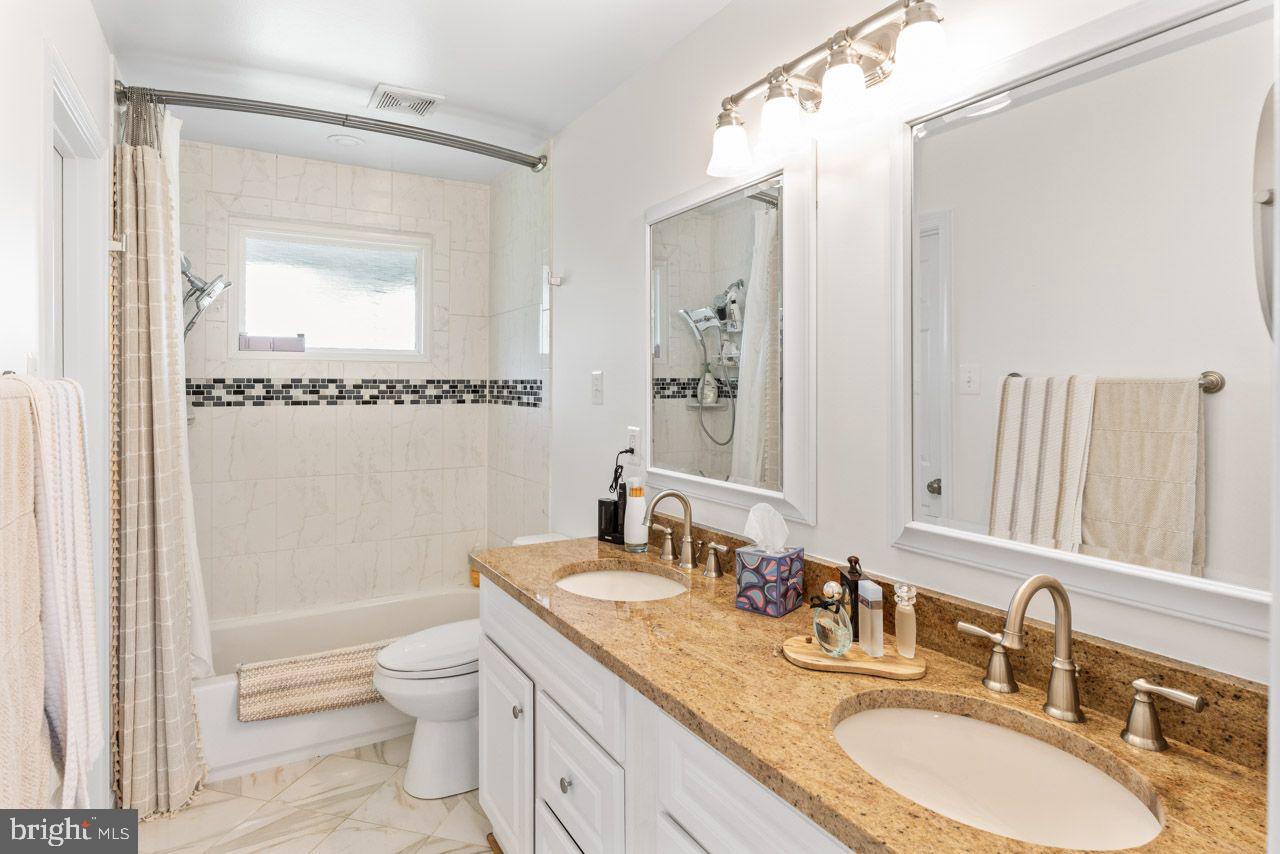 4511 APPLE TREE DR, ALEXANDRIA, Virginia 22310, 4 Bedrooms Bedrooms, ,2 BathroomsBathrooms,Residential,For sale,4511 APPLE TREE DR,VAFX2250154 MLS # VAFX2250154