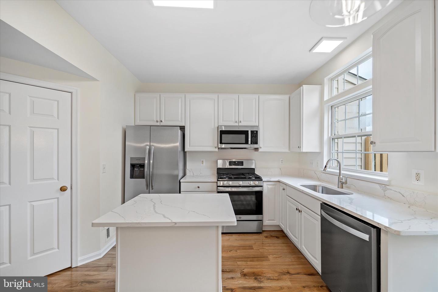 20965 KILLAWOG TER, ASHBURN, Virginia 20147, 3 Bedrooms Bedrooms, ,3 BathroomsBathrooms,Residential,For sale,20965 KILLAWOG TER,VALO2100380 MLS # VALO2100380