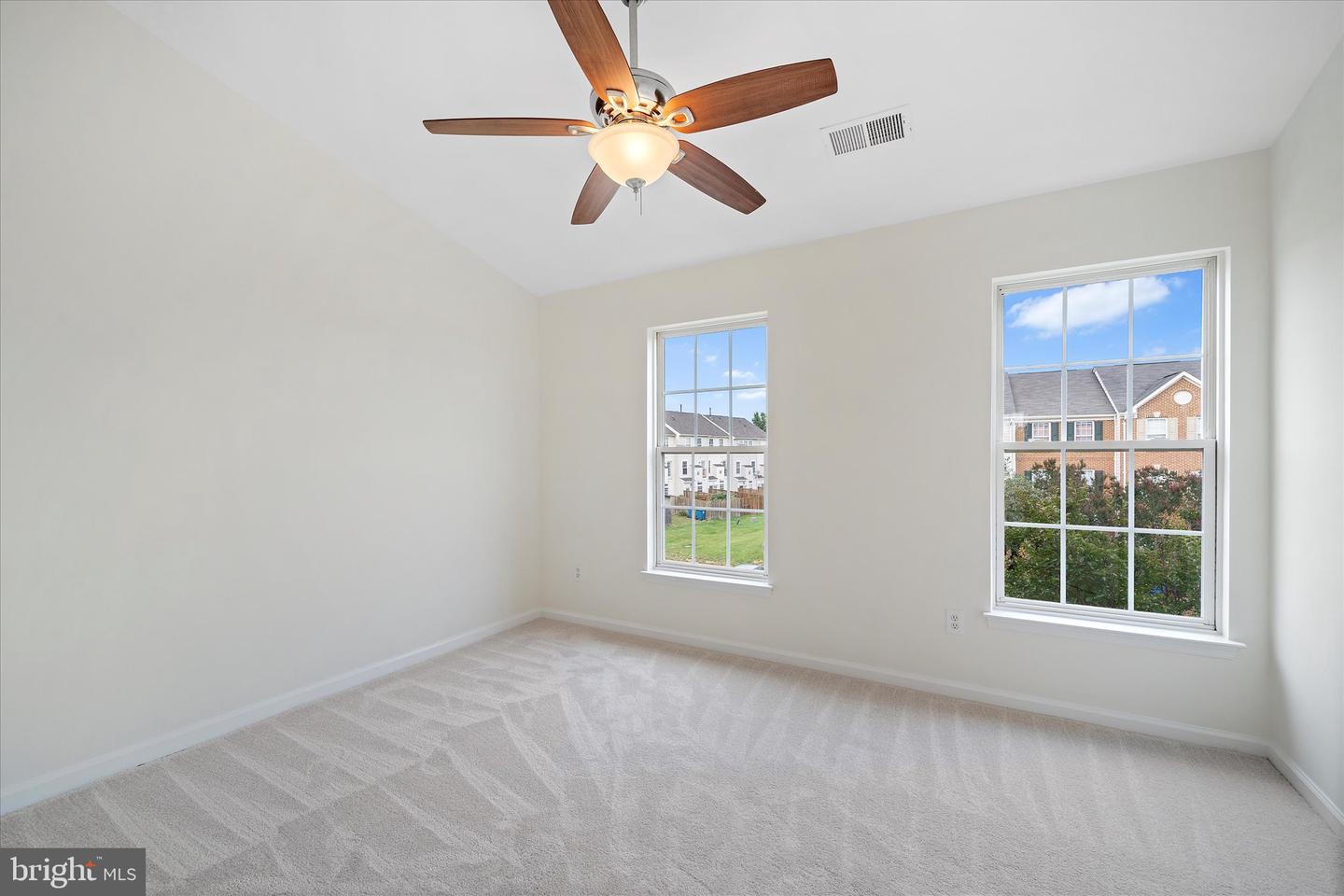 20965 KILLAWOG TER, ASHBURN, Virginia 20147, 3 Bedrooms Bedrooms, ,3 BathroomsBathrooms,Residential,For sale,20965 KILLAWOG TER,VALO2100380 MLS # VALO2100380