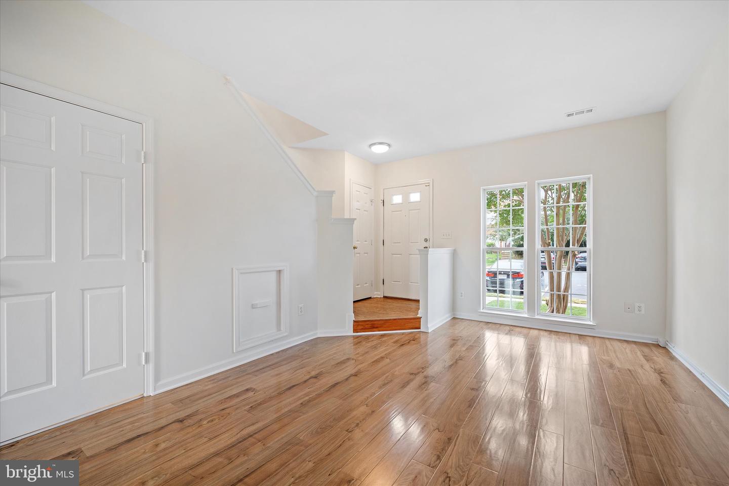20965 KILLAWOG TER, ASHBURN, Virginia 20147, 3 Bedrooms Bedrooms, ,3 BathroomsBathrooms,Residential,For sale,20965 KILLAWOG TER,VALO2100380 MLS # VALO2100380