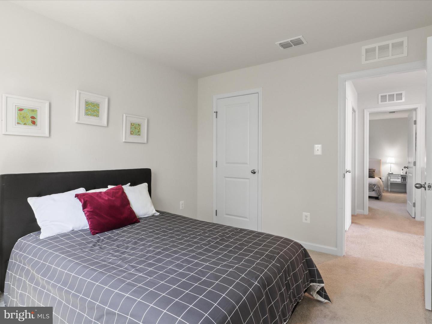 710 CARTWELL DR, STAFFORD, Virginia 22554, 4 Bedrooms Bedrooms, ,3 BathroomsBathrooms,Residential,For sale,710 CARTWELL DR,VAST2040202 MLS # VAST2040202