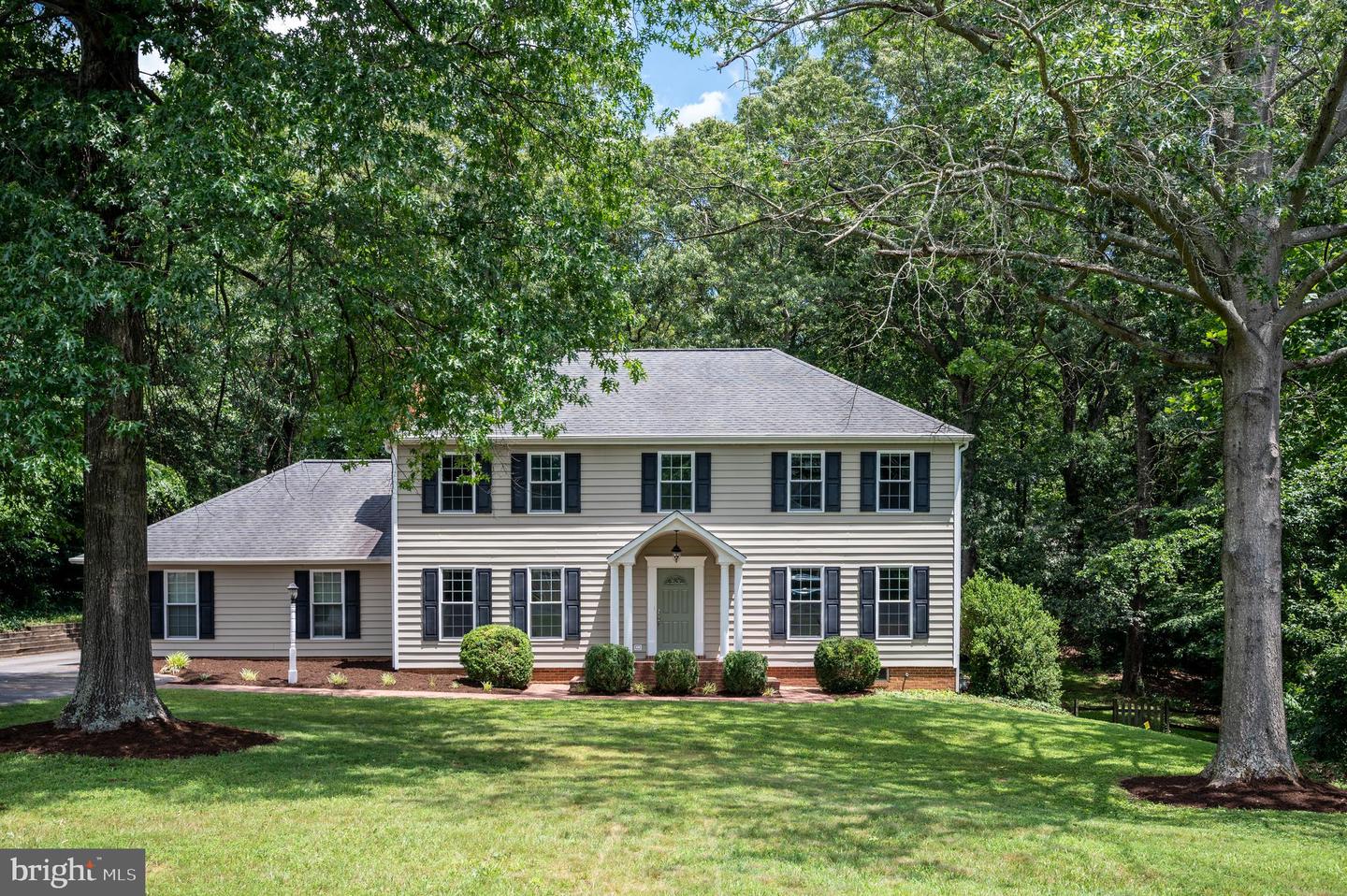 15 TALLY HO DR, FREDERICKSBURG, Virginia 22405, 4 Bedrooms Bedrooms, 13 Rooms Rooms,2 BathroomsBathrooms,Residential,For sale,15 TALLY HO DR,VAST2040224 MLS # VAST2040224
