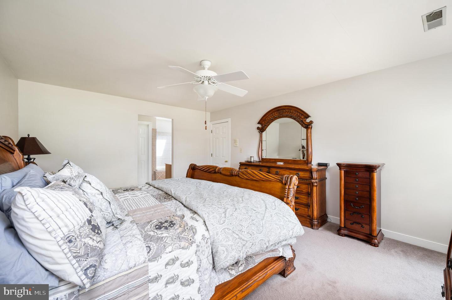 15 TALLY HO DR, FREDERICKSBURG, Virginia 22405, 4 Bedrooms Bedrooms, 13 Rooms Rooms,2 BathroomsBathrooms,Residential,For sale,15 TALLY HO DR,VAST2040224 MLS # VAST2040224