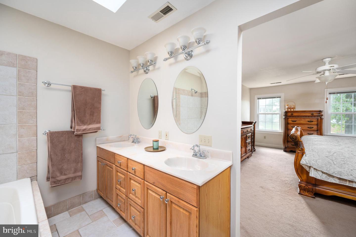 15 TALLY HO DR, FREDERICKSBURG, Virginia 22405, 4 Bedrooms Bedrooms, 13 Rooms Rooms,2 BathroomsBathrooms,Residential,For sale,15 TALLY HO DR,VAST2040224 MLS # VAST2040224