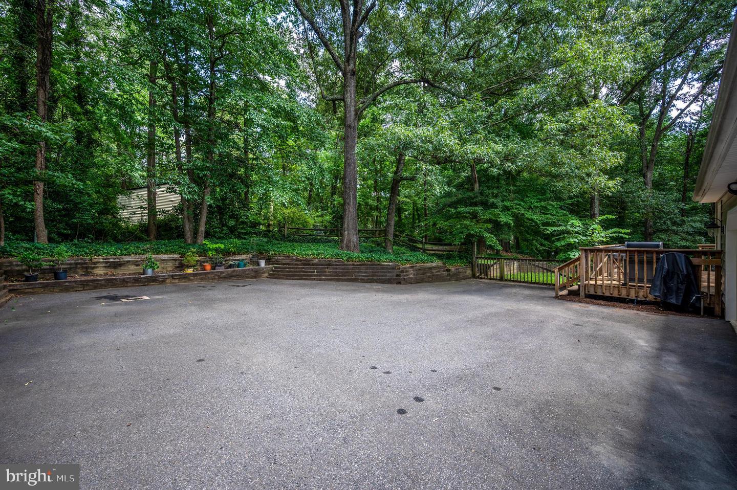 15 TALLY HO DR, FREDERICKSBURG, Virginia 22405, 4 Bedrooms Bedrooms, 13 Rooms Rooms,2 BathroomsBathrooms,Residential,For sale,15 TALLY HO DR,VAST2040224 MLS # VAST2040224