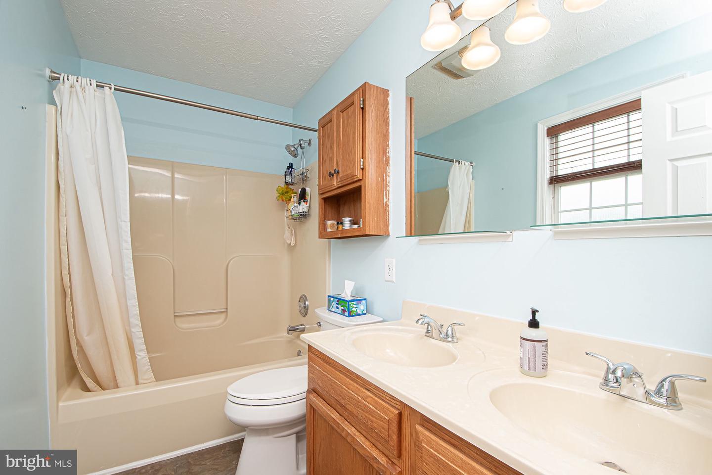 75 WESTMINSTER DR, FRONT ROYAL, Virginia 22630, 3 Bedrooms Bedrooms, ,2 BathroomsBathrooms,Residential,For sale,75 WESTMINSTER DR,VAWR2011574 MLS # VAWR2011574
