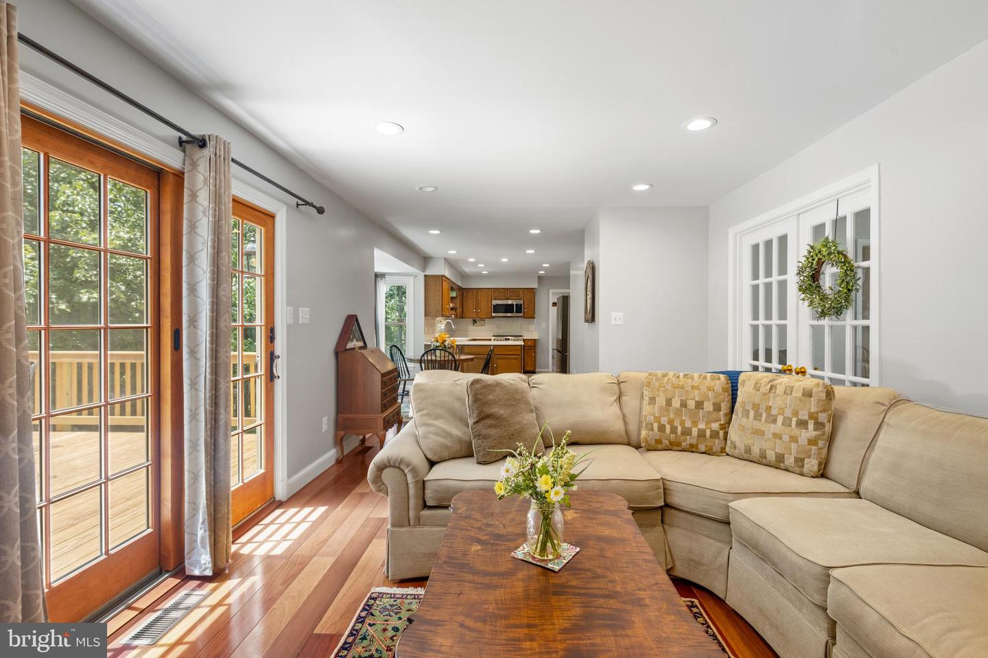 12237 OX HILL RD, FAIRFAX, Virginia 22033, 4 Bedrooms Bedrooms, ,2 BathroomsBathrooms,Residential,For sale,12237 OX HILL RD,VAFX2250498 MLS # VAFX2250498