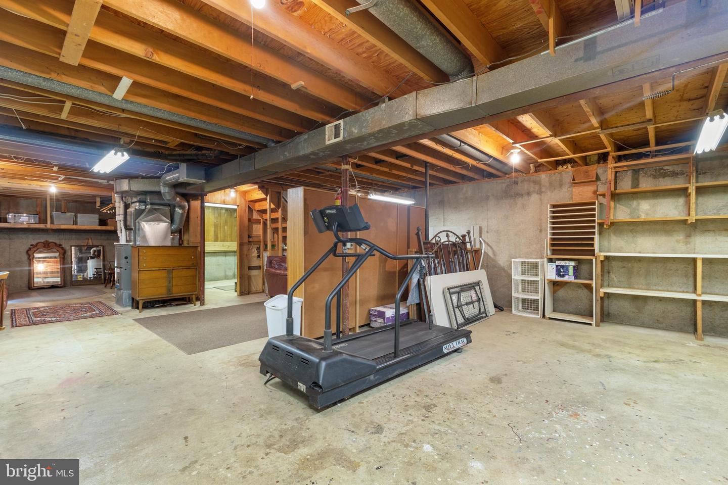 12237 OX HILL RD, FAIRFAX, Virginia 22033, 4 Bedrooms Bedrooms, ,2 BathroomsBathrooms,Residential,For sale,12237 OX HILL RD,VAFX2250498 MLS # VAFX2250498