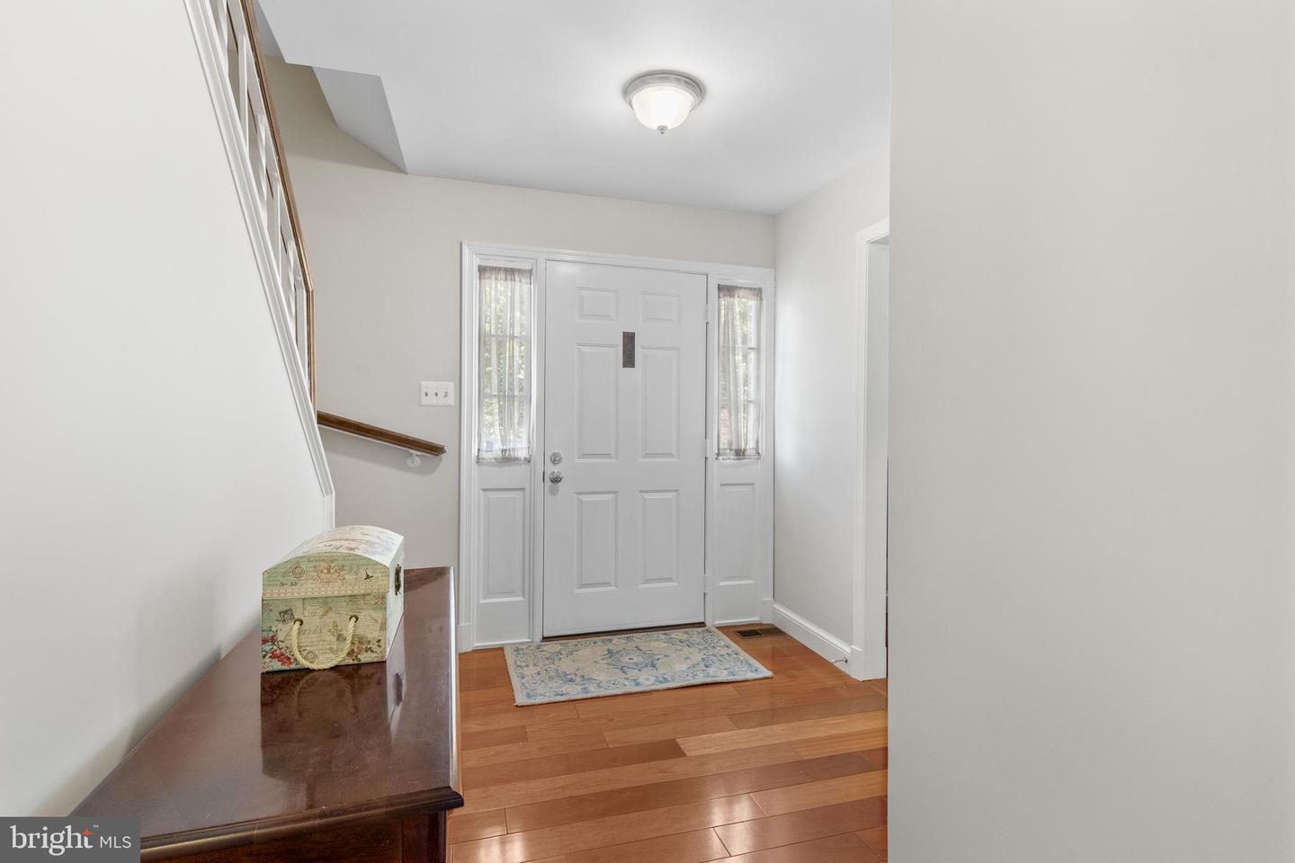 12237 OX HILL RD, FAIRFAX, Virginia 22033, 4 Bedrooms Bedrooms, ,2 BathroomsBathrooms,Residential,For sale,12237 OX HILL RD,VAFX2250498 MLS # VAFX2250498
