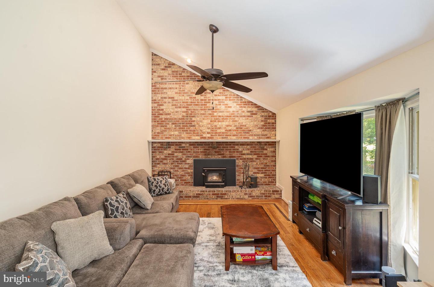 1031 HARBOUR DR, STAFFORD, Virginia 22554, 4 Bedrooms Bedrooms, 15 Rooms Rooms,2 BathroomsBathrooms,Residential,For sale,1031 HARBOUR DR,VAST2040248 MLS # VAST2040248