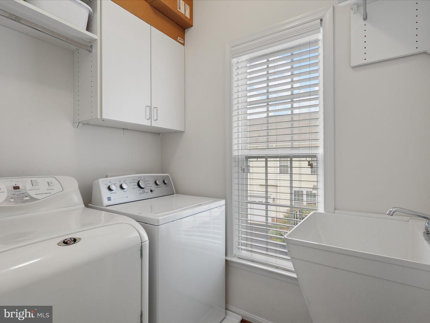 42911 PARK BROOKE CT, BROADLANDS, Virginia 20148, 4 Bedrooms Bedrooms, ,2 BathroomsBathrooms,Residential,For sale,42911 PARK BROOKE CT,VALO2100592 MLS # VALO2100592