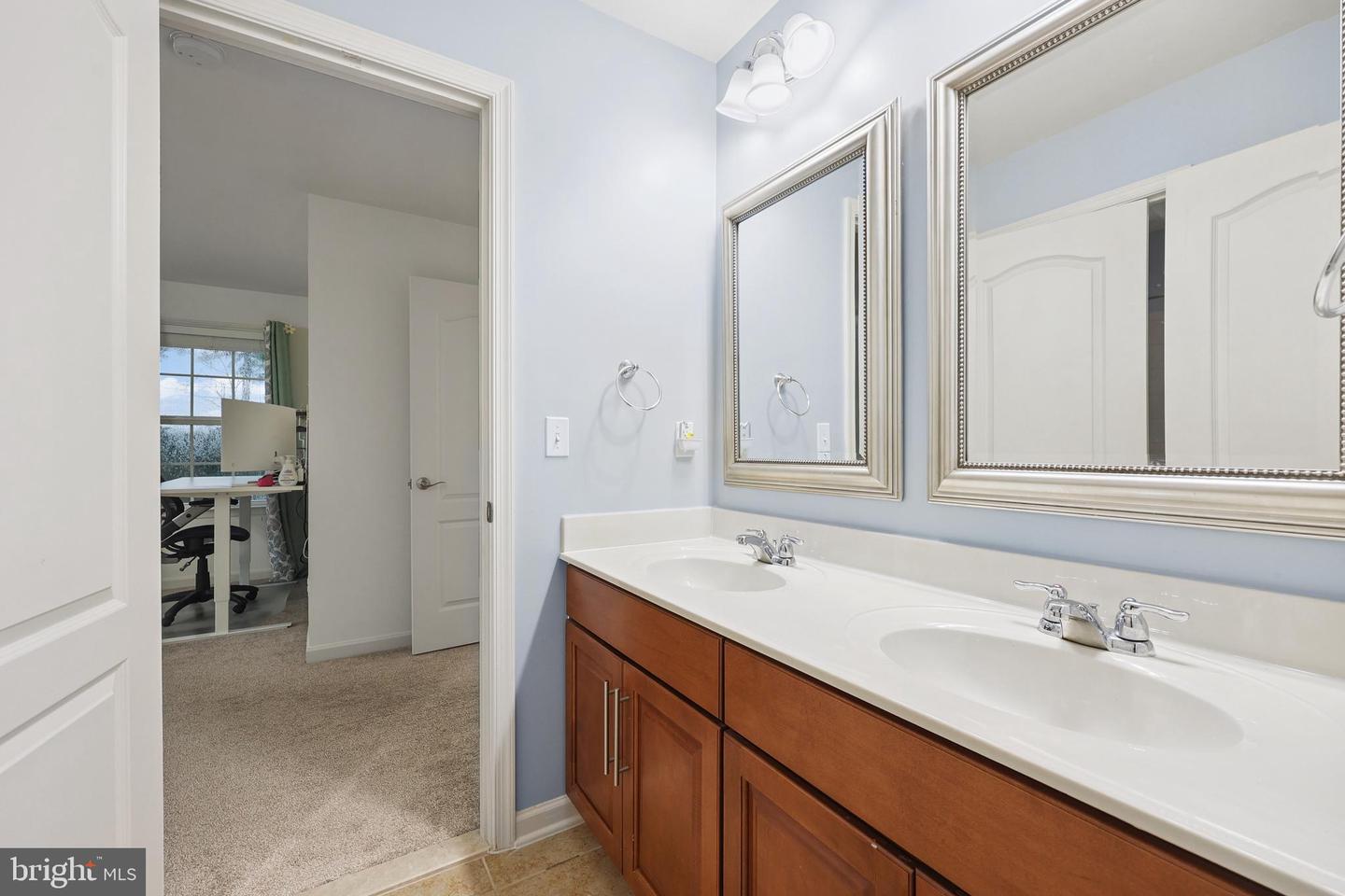 23420 SOMERSET CROSSING PL, BRAMBLETON, Virginia 20148, 5 Bedrooms Bedrooms, ,4 BathroomsBathrooms,Residential,For sale,23420 SOMERSET CROSSING PL,VALO2100678 MLS # VALO2100678