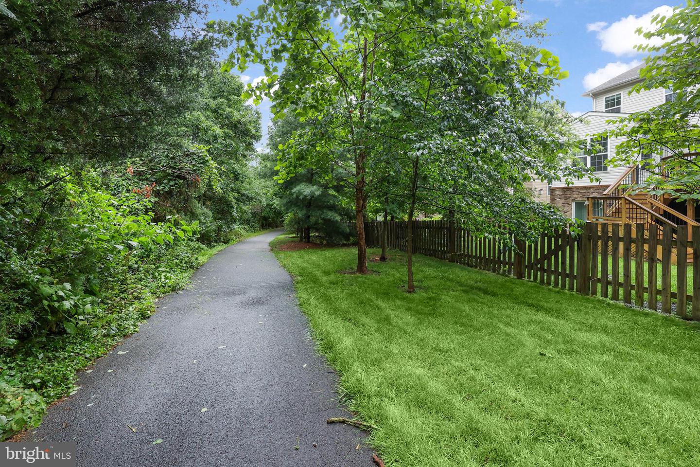 23420 SOMERSET CROSSING PL, BRAMBLETON, Virginia 20148, 5 Bedrooms Bedrooms, ,4 BathroomsBathrooms,Residential,For sale,23420 SOMERSET CROSSING PL,VALO2100678 MLS # VALO2100678
