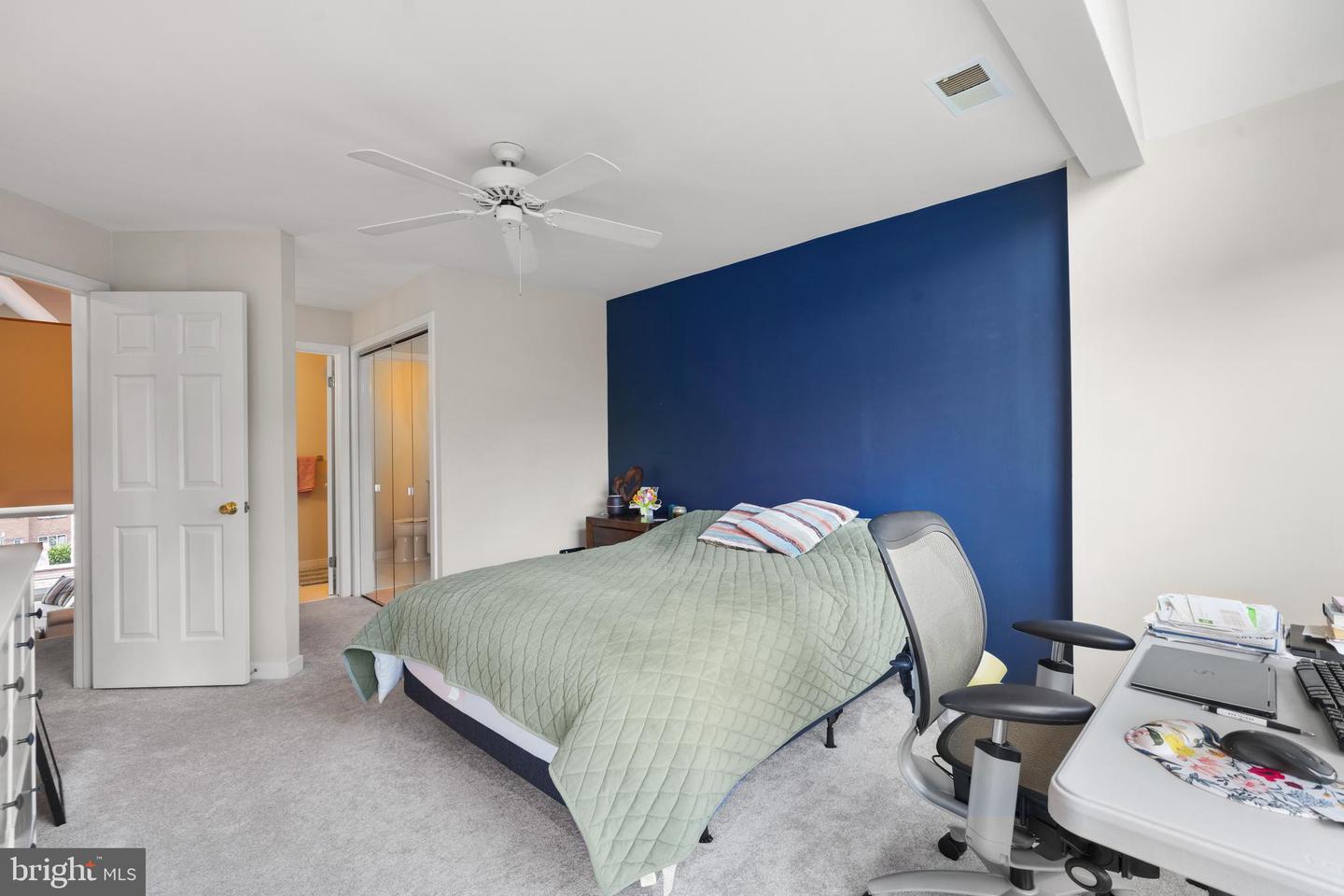 5560 LANGSTON BLVD #63-E, ARLINGTON, Virginia 22207, 2 Bedrooms Bedrooms, ,2 BathroomsBathrooms,Residential,For sale,5560 LANGSTON BLVD #63-E,VAAR2059936 MLS # VAAR2059936