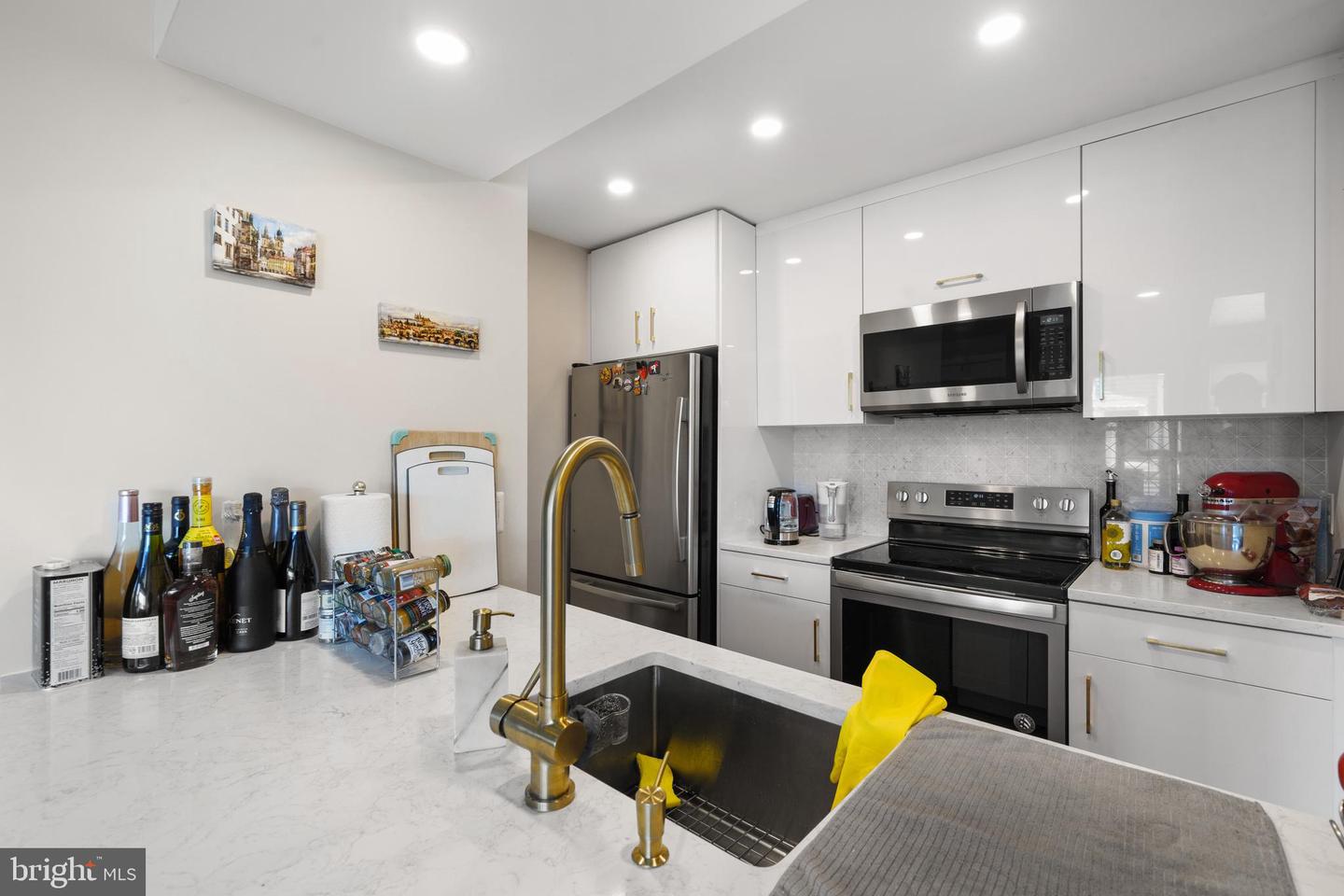 5560 LANGSTON BLVD #63-E, ARLINGTON, Virginia 22207, 2 Bedrooms Bedrooms, ,2 BathroomsBathrooms,Residential,For sale,5560 LANGSTON BLVD #63-E,VAAR2059936 MLS # VAAR2059936